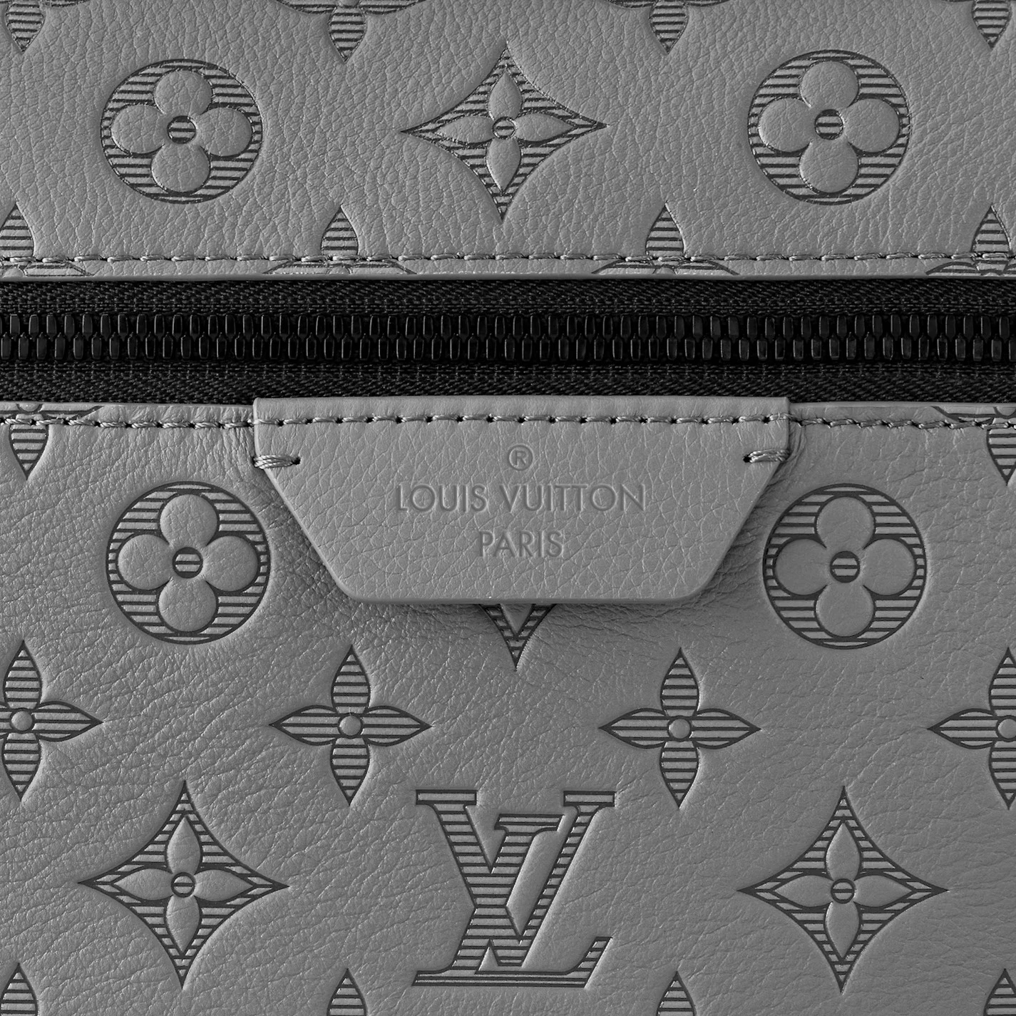 Replica bags lv Louis Vuitton M46557 Discovery Backpack