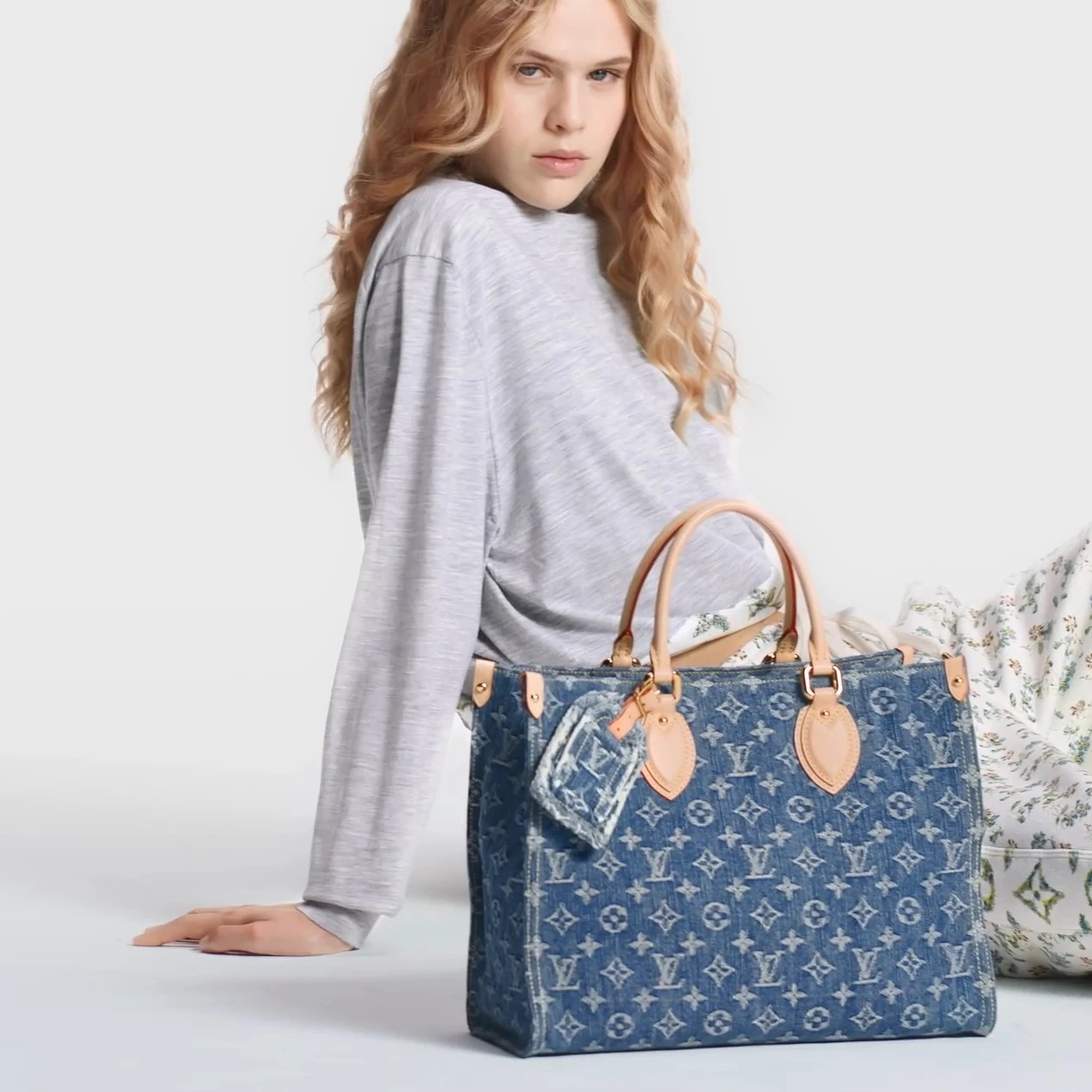 Replica bags lv Louis Vuitton M46871 OnTheGo MM Denim Blue