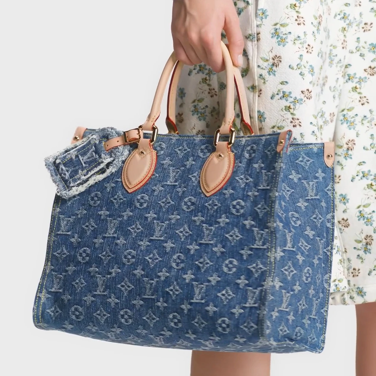 Replica bags lv Louis Vuitton M46871 OnTheGo MM Denim Blue
