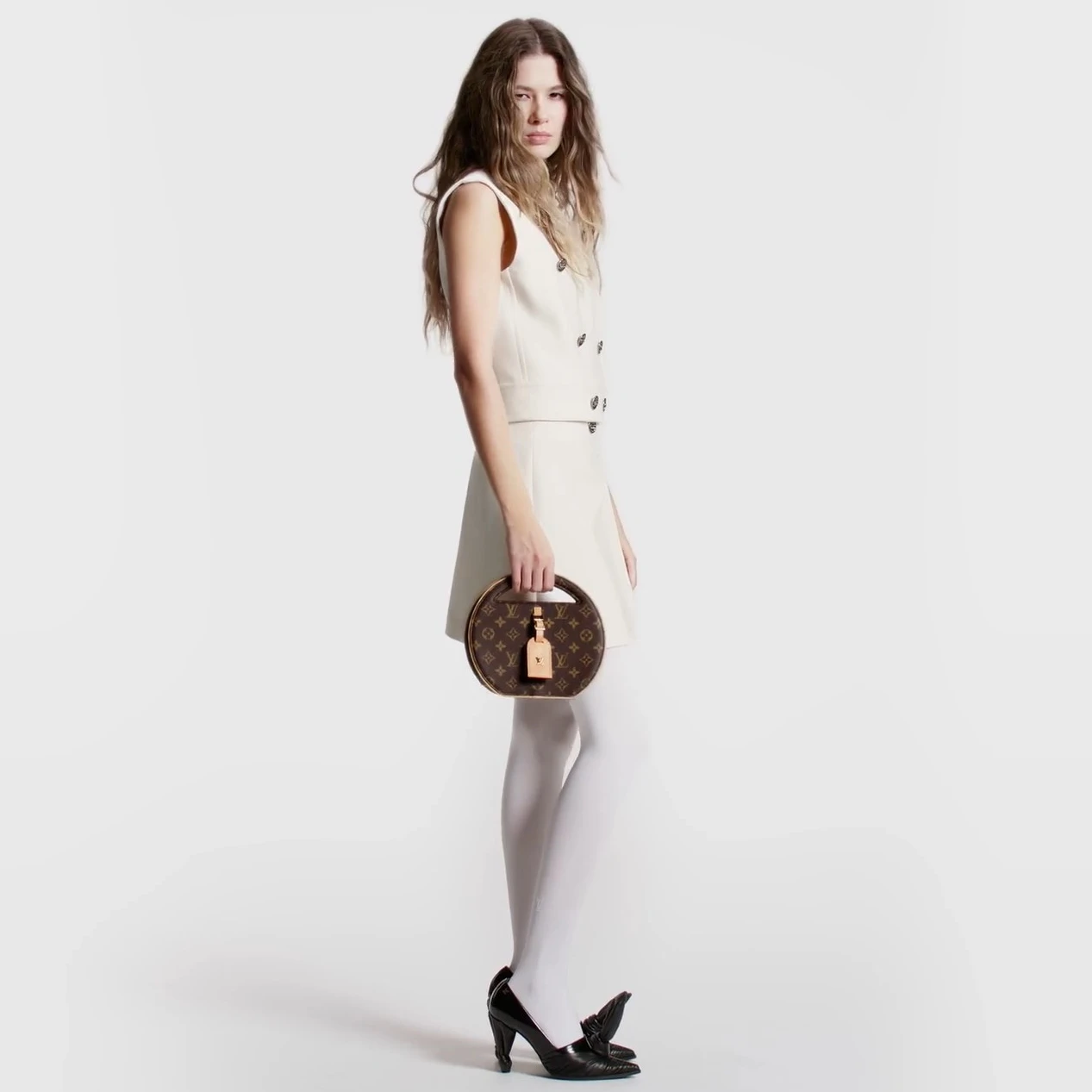Louis vuitton locations Louis Vuitton M47117 Around Me PM Monogram