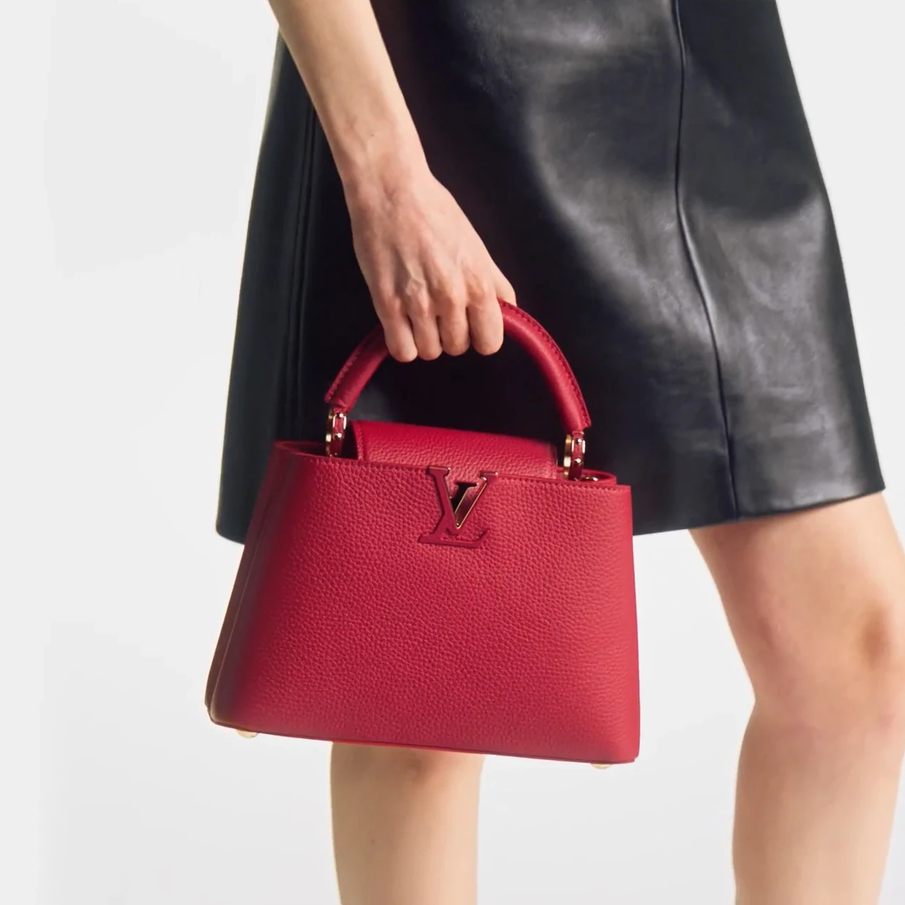 Top lv Louis Vuitton M52689 Capucines BB Bag Scarlet Red