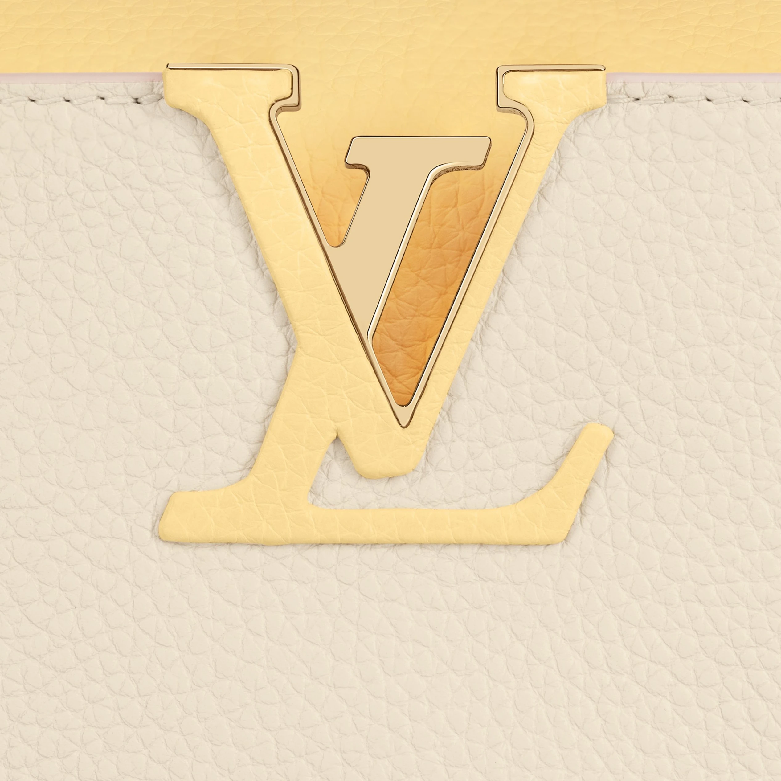 Top lv Louis Vuitton M59883 Capucines MM Cream