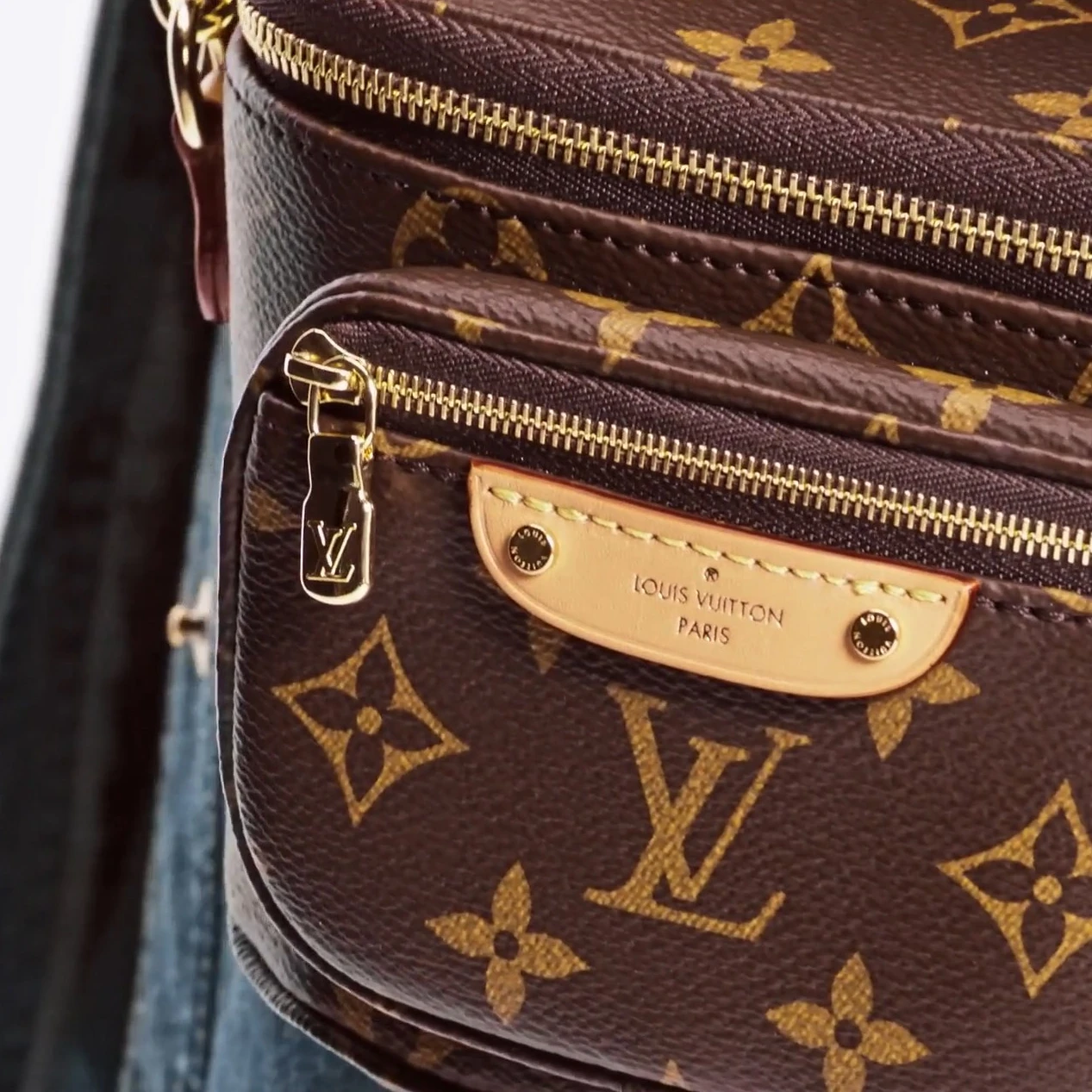 Mythick Louis Vuitton M82335 Mini Bumbag