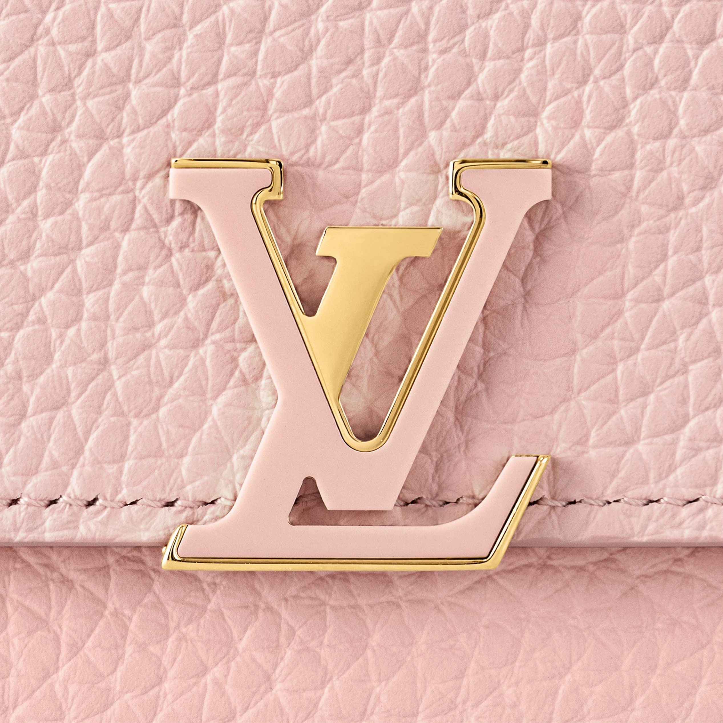 Replica bag Louis Vuitton M82361 Capucines Compact Wallet Rose Jasmine