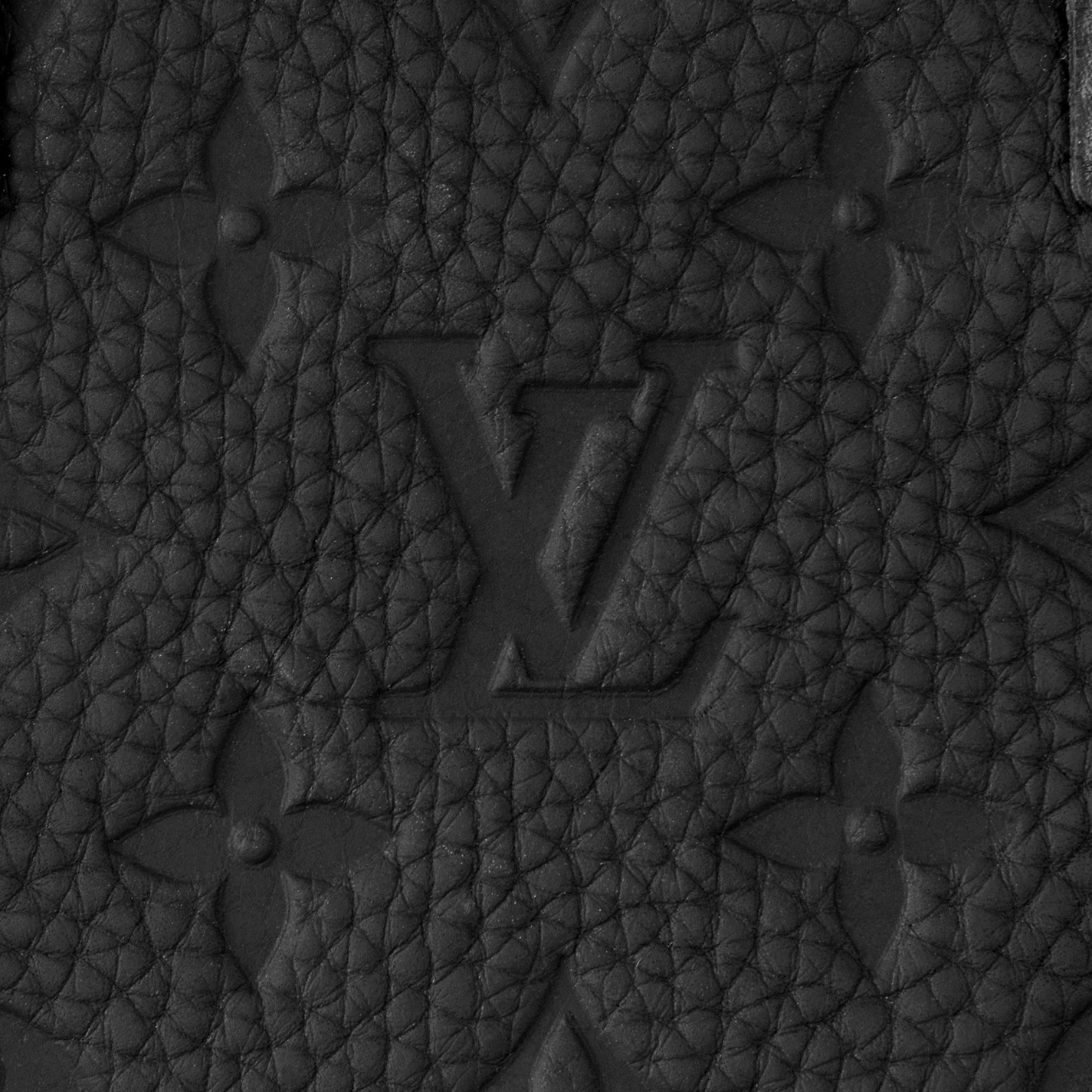Replica bags Louis Vuitton Monogram Taurillon Leather M55699 Christopher MM
