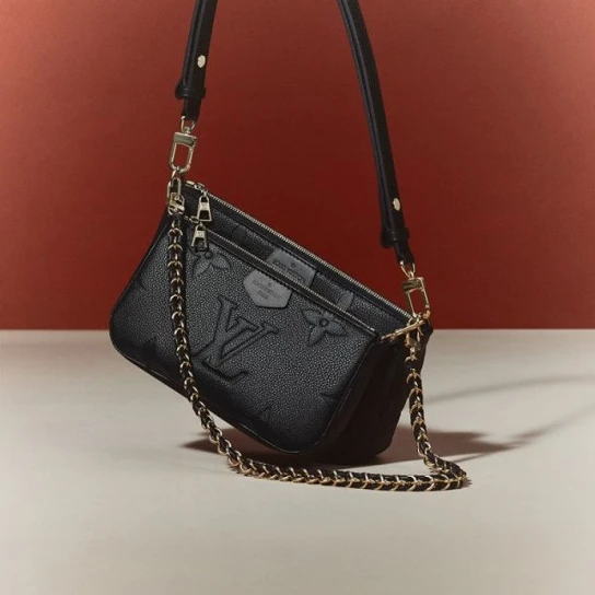 Top lv Louis Vuitton Multi Pochette Accessoires Cream M46568 Black M80399