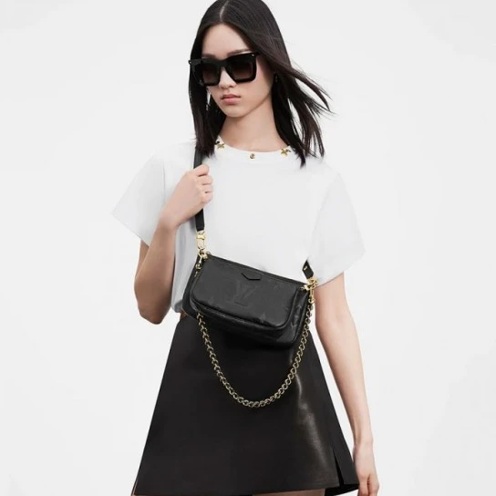 Louis Vuitton Multi Pochette Accessoires Cream M46568 Black M80399