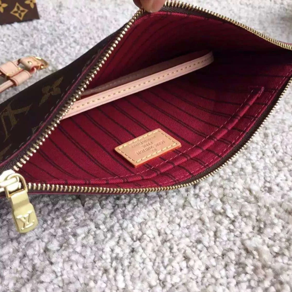 Top lv Louis Vuitton Neverfull MM Bag Monogram Canvas M40996