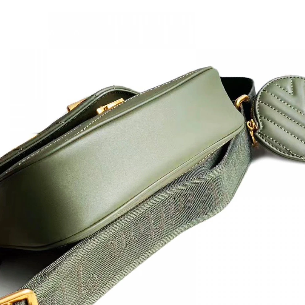Mythick Louis Vuitton New Wave Multi Pochette Accessoires M56471