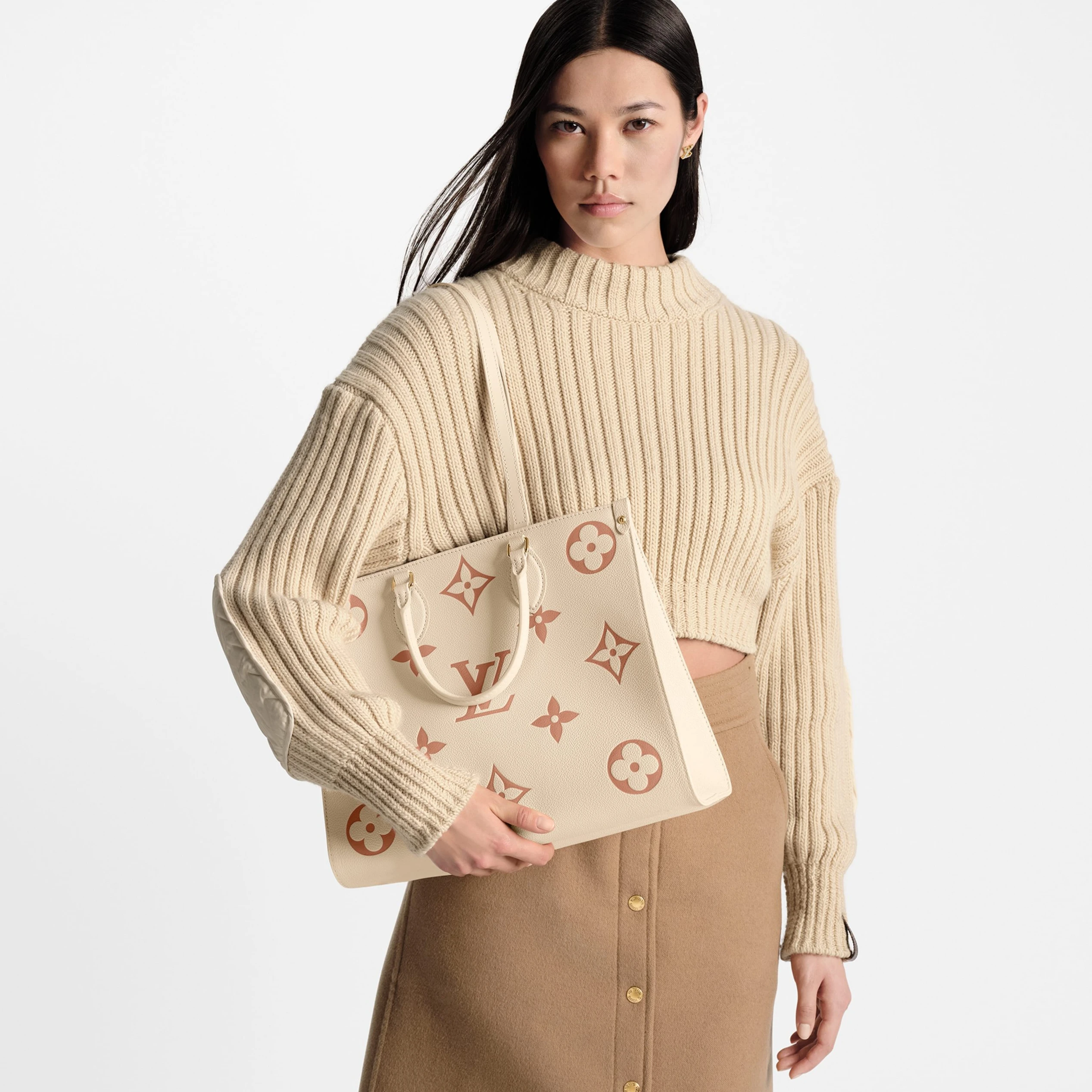 Replica bags Louis Vuitton OnTheGo MM M21575 Crème Rose Trianon