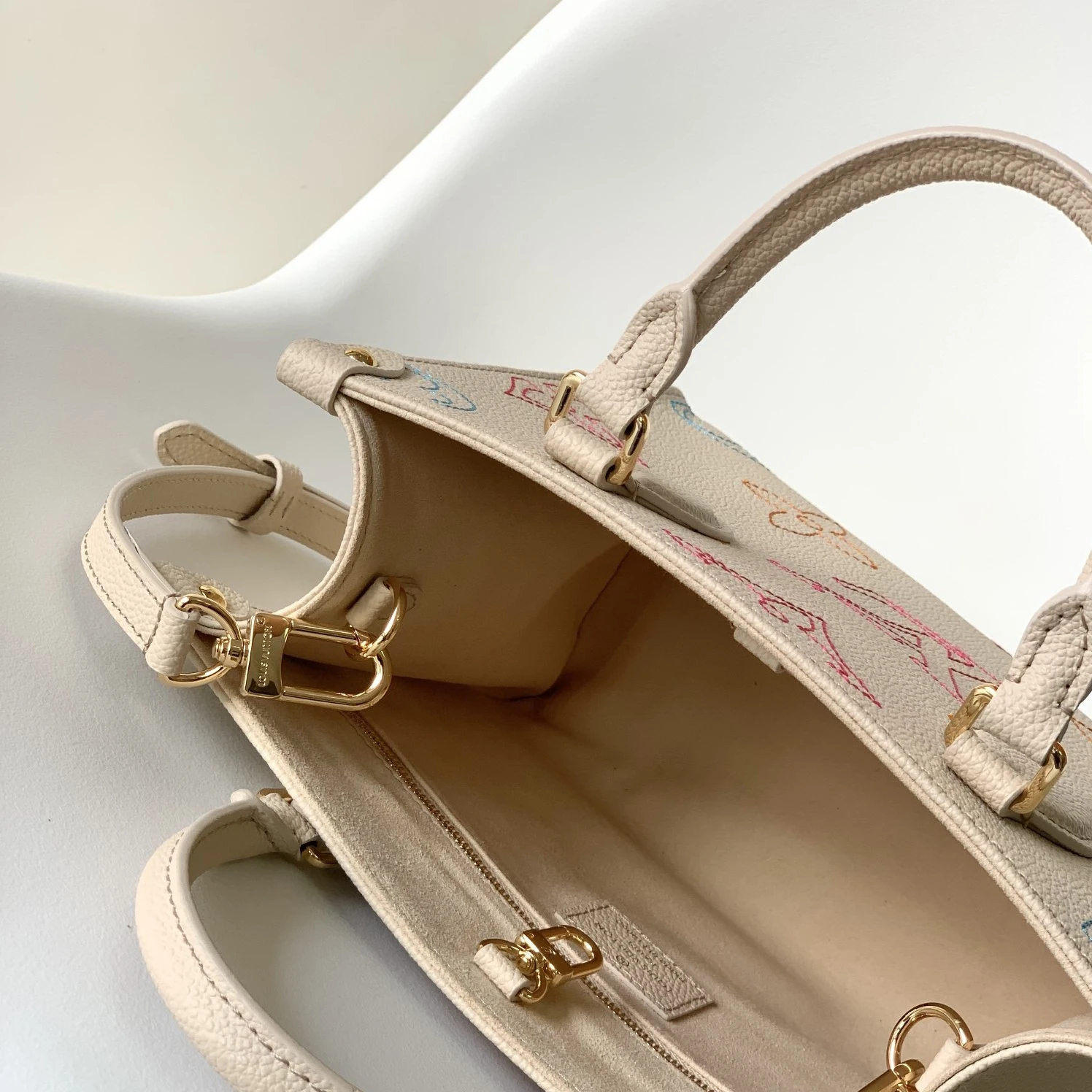 Replica bags Louis Vuitton OnTheGo PM M46629 Monogram Pattern