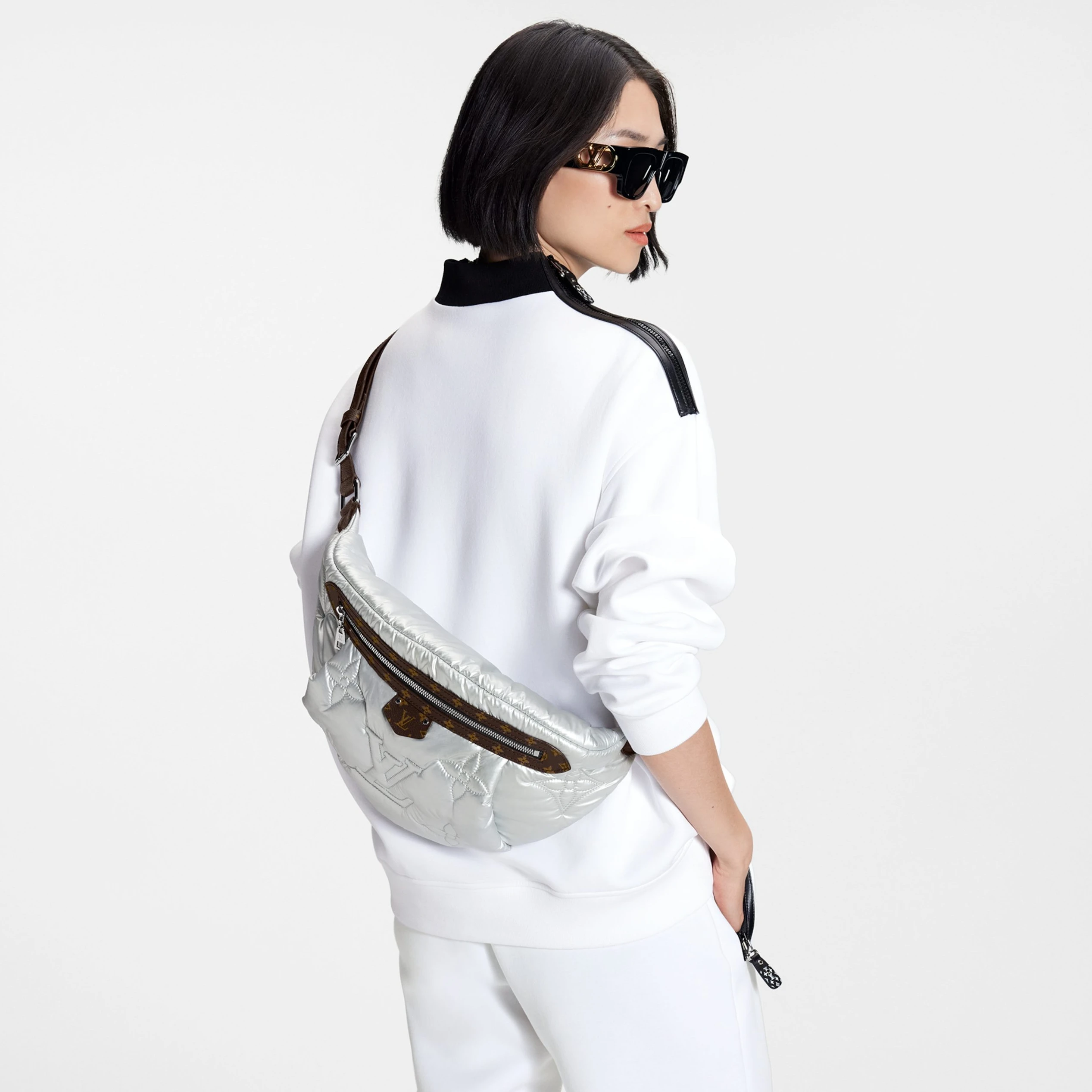 Top lv Louis Vuitton Pillow Maxi Bumbag M20971 Silver