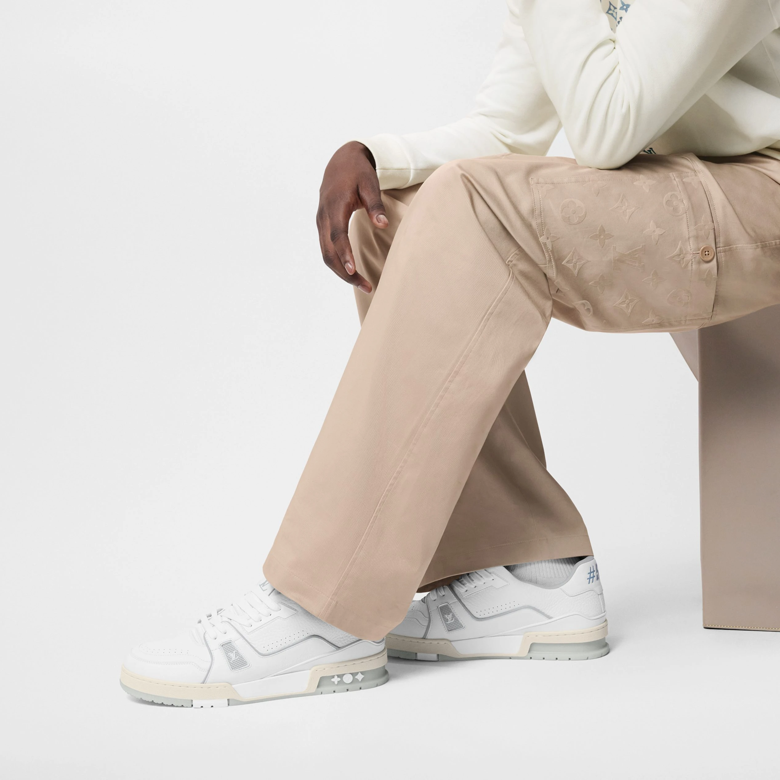 Louis vuitton locations Louis Vuitton Trainer Sneaker White Iridescent 1A8WAV