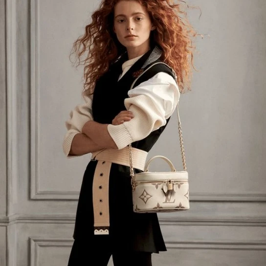 Mythick.ru Louis Vuitton Vanity PM Black M45780 Creme M45599