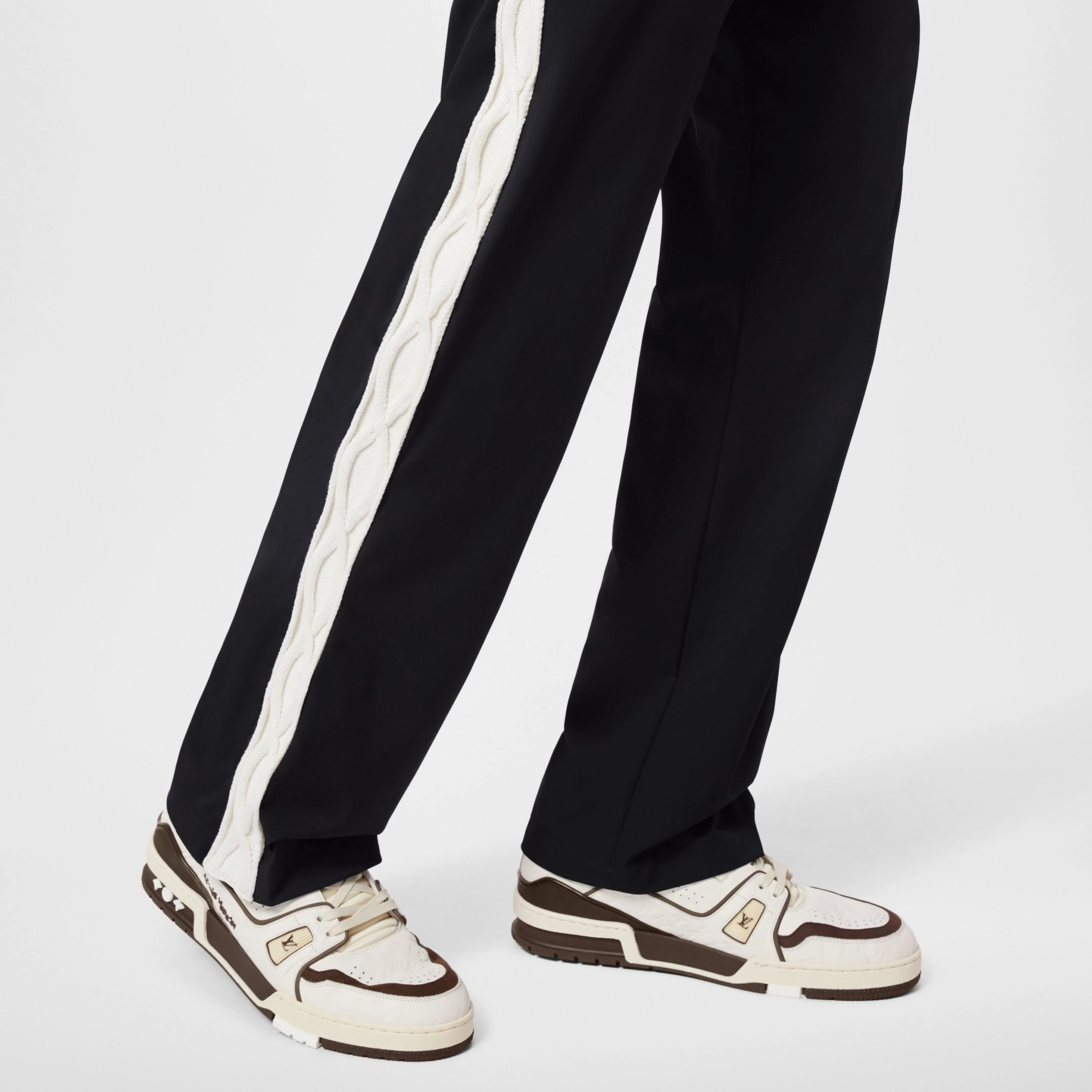 Mythick ru Louis Vuitton X Tyler 1ACR5L LV Trainer Sneaker White