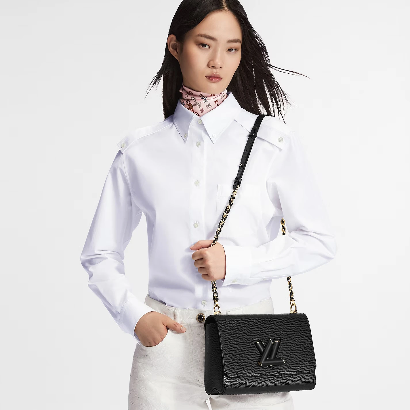 Louis vuitton locations Louis Vuitton Black M21117 Twist MM