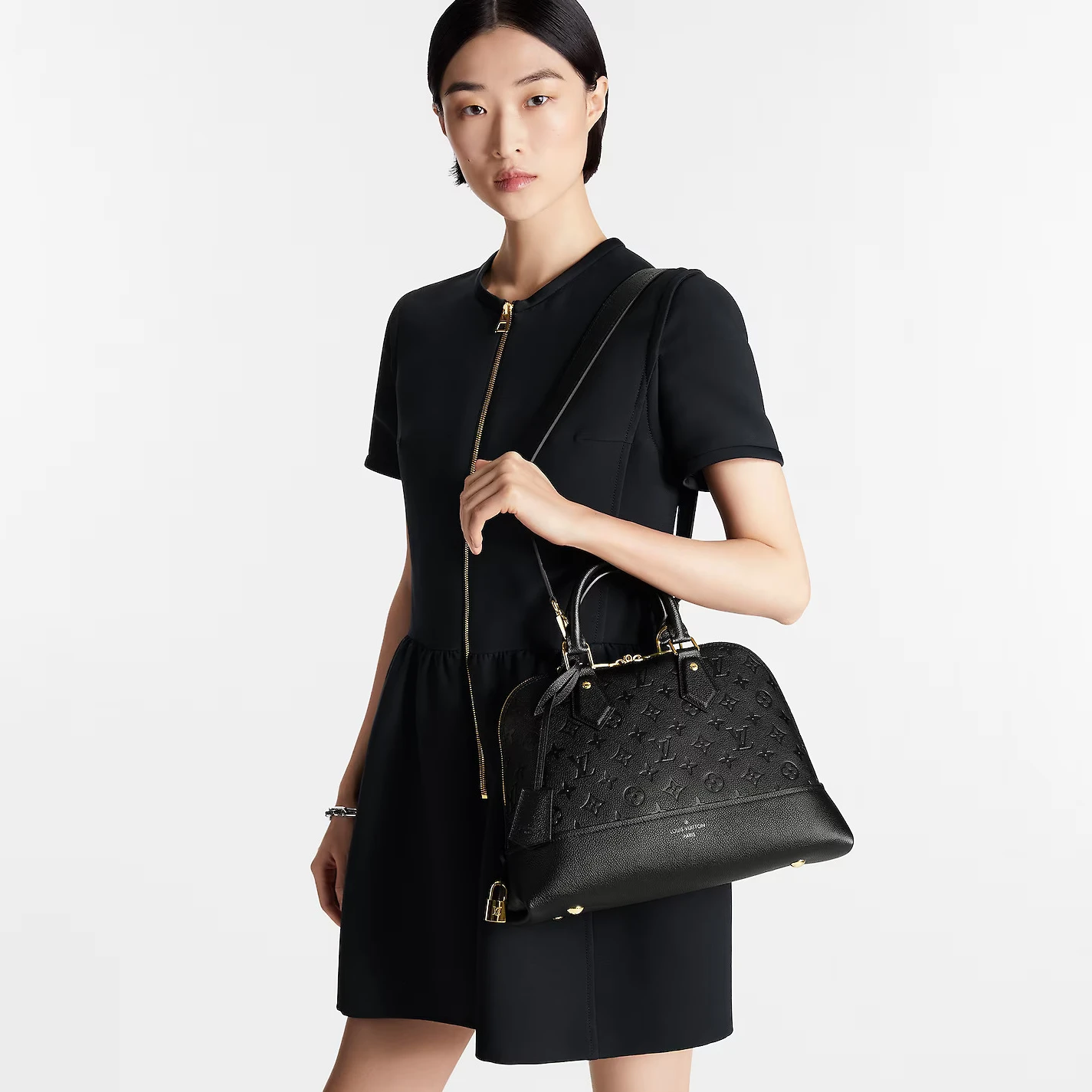 Louis vuitton locations Louis Vuitton Black M44832 Neo Alma PM