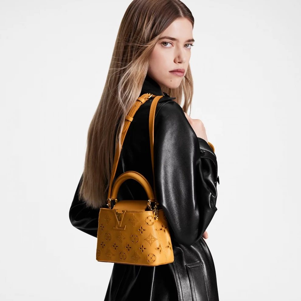 Top lv Louis Vuitton Capucines MINI White M23456 Black M56669 Orange M22863