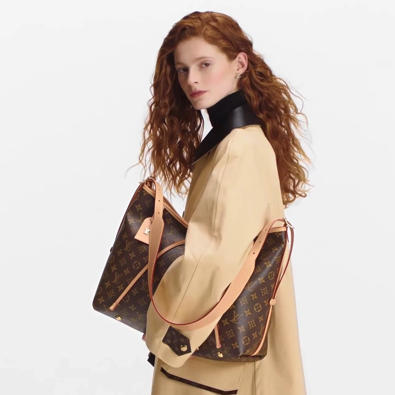 Louis vuitton locations Louis Vuitton CarryAll MM Monogram M46197