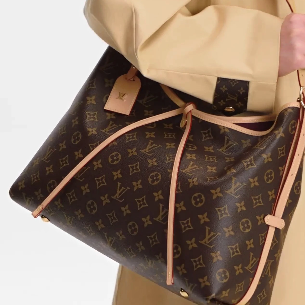 Louis vuitton locations Louis Vuitton CarryAll MM Monogram M46197