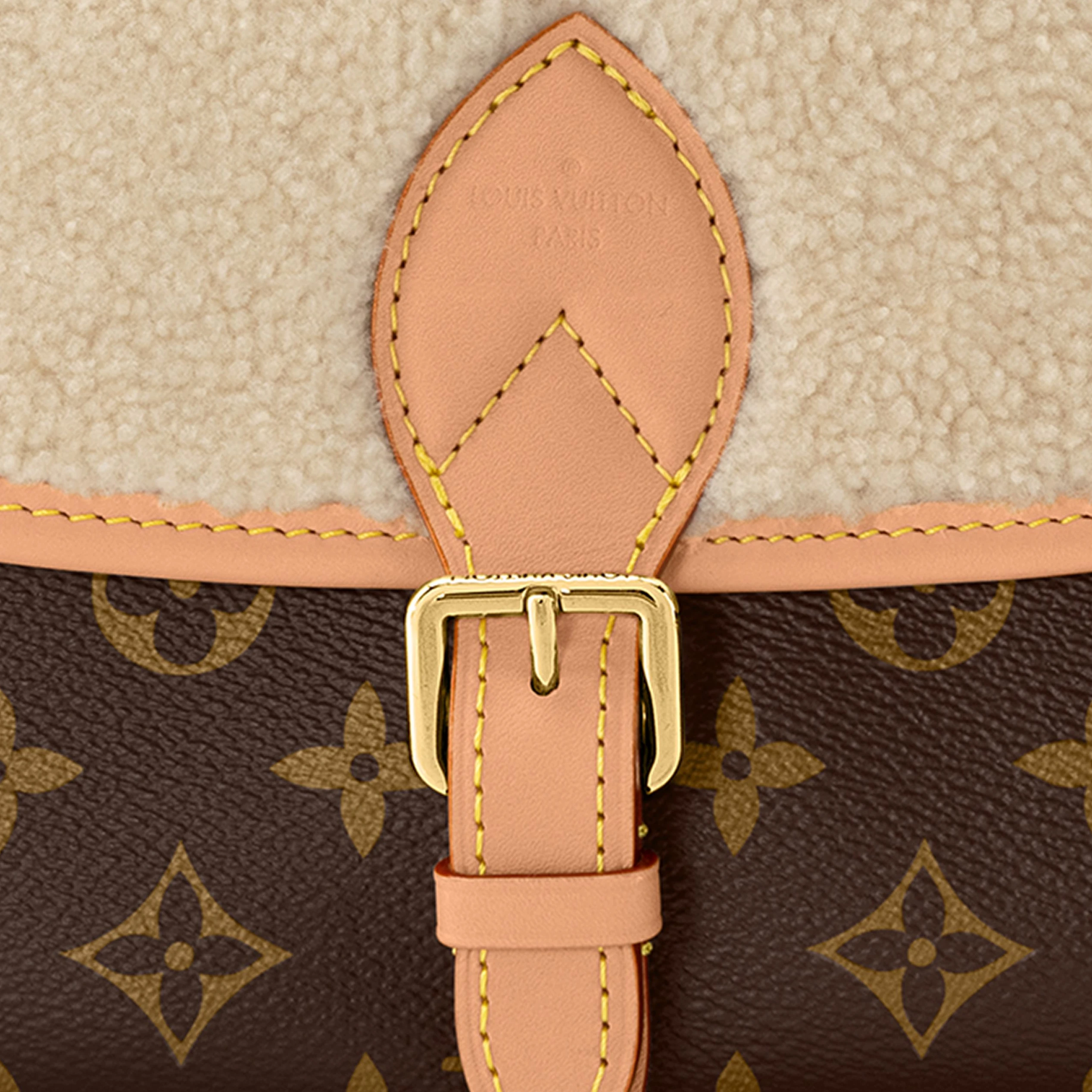 Mythick Louis Vuitton Diane Handbag M46317