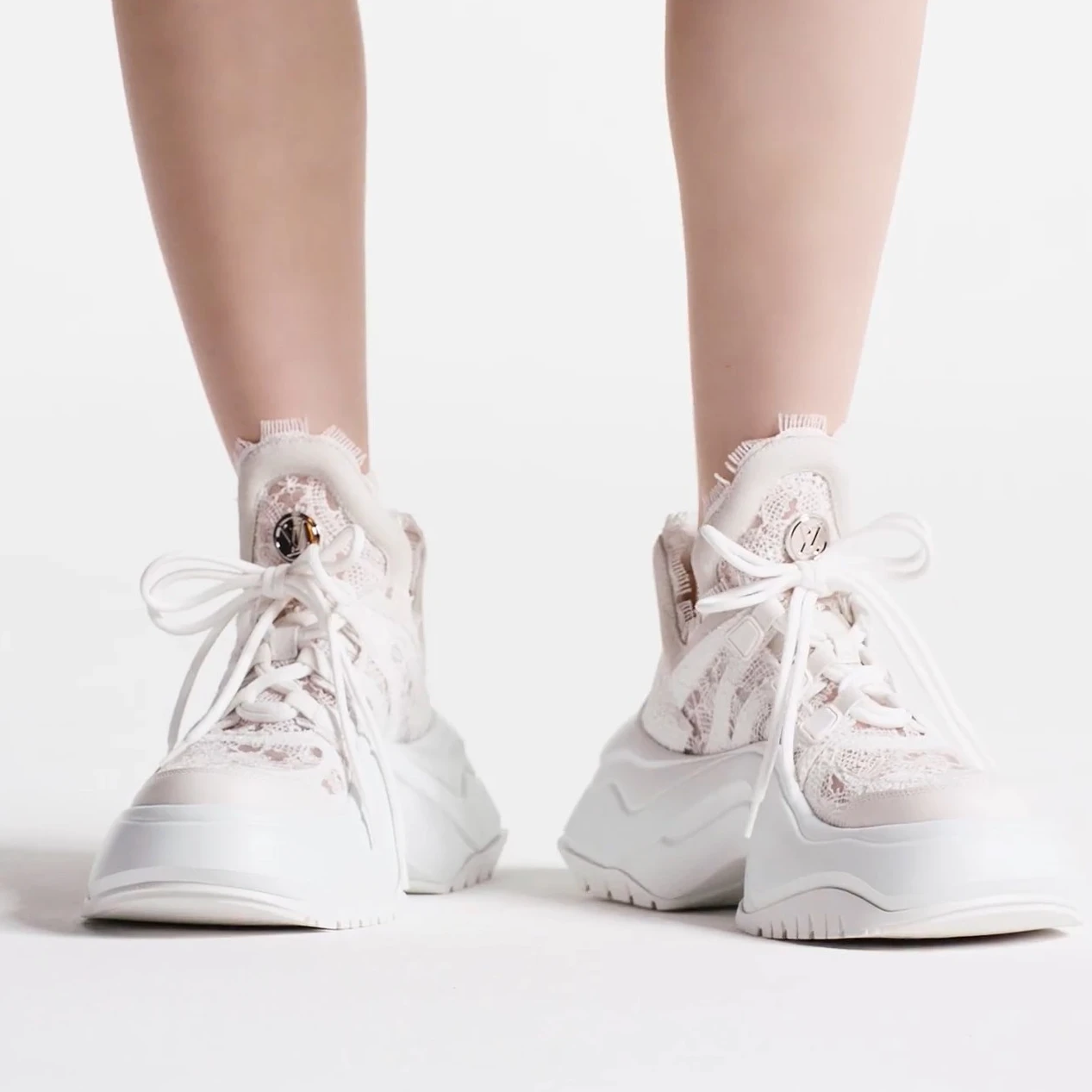 Mythick Louis Vuitton LV Archlight 2.0 Platform Sneaker White 1ABI4A