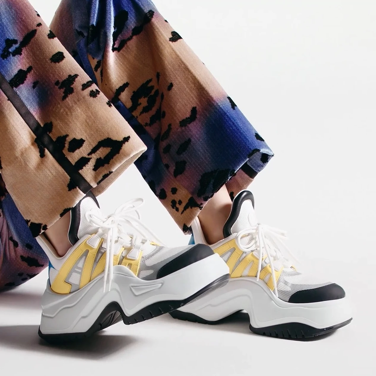 Replica bag Louis Vuitton LV Archlight 2.0 Platform Sneaker White Yellow 1ABIIE