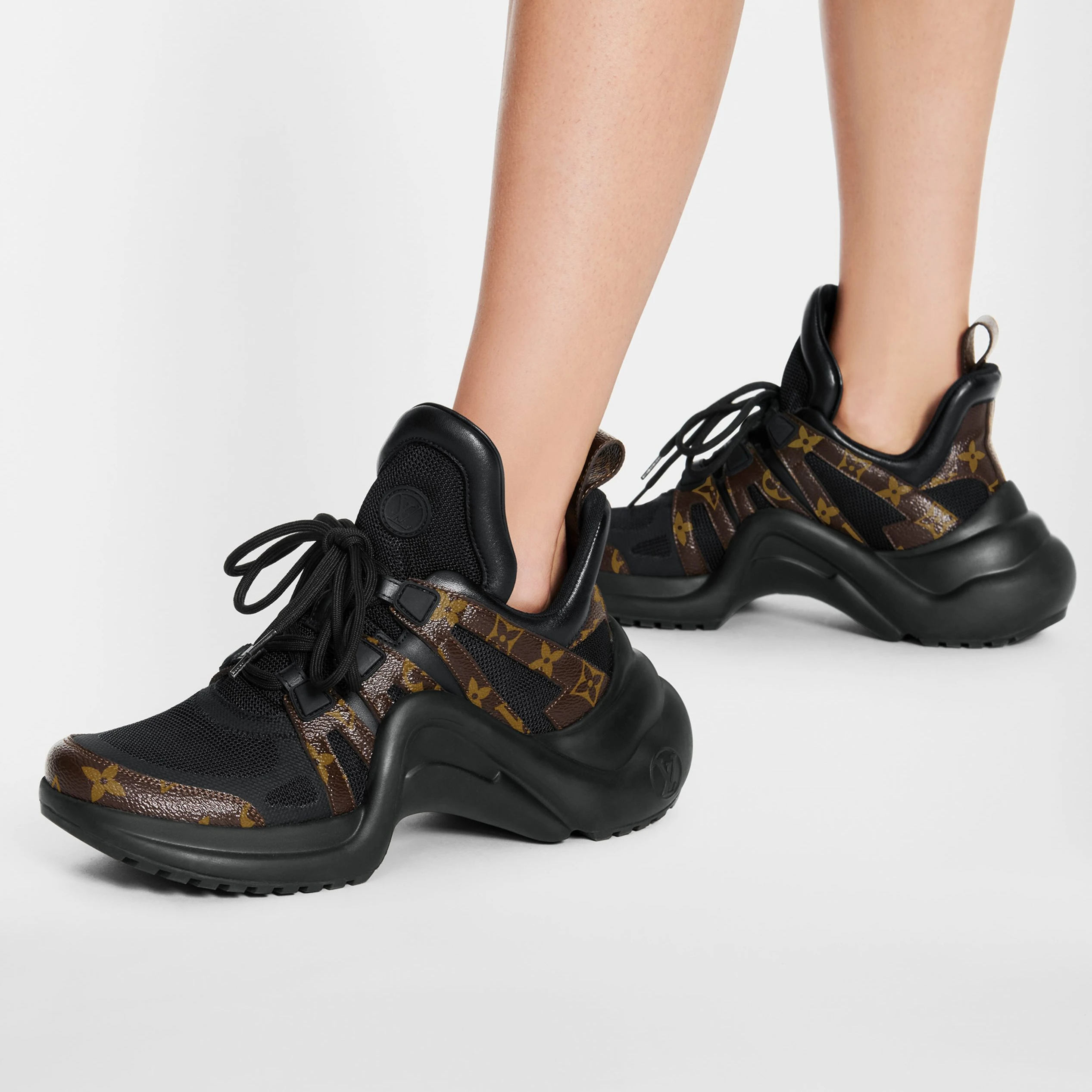 Replica bags lv Louis Vuitton LV Archlight Sneaker Black 1A43LB