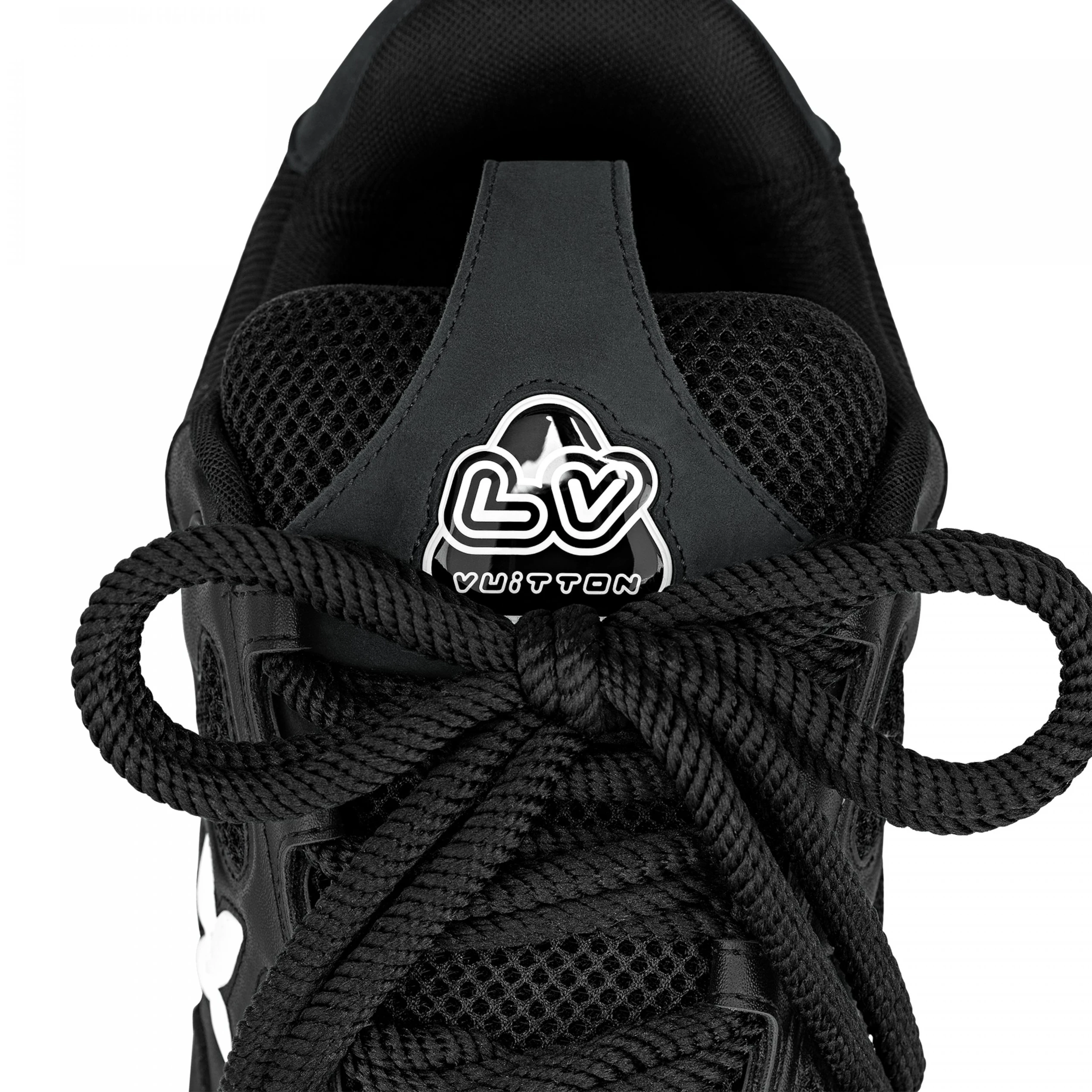 Mythick ru Louis Vuitton LV Skate Sneaker Since 54 Monogram Flowers Black 1AARR0