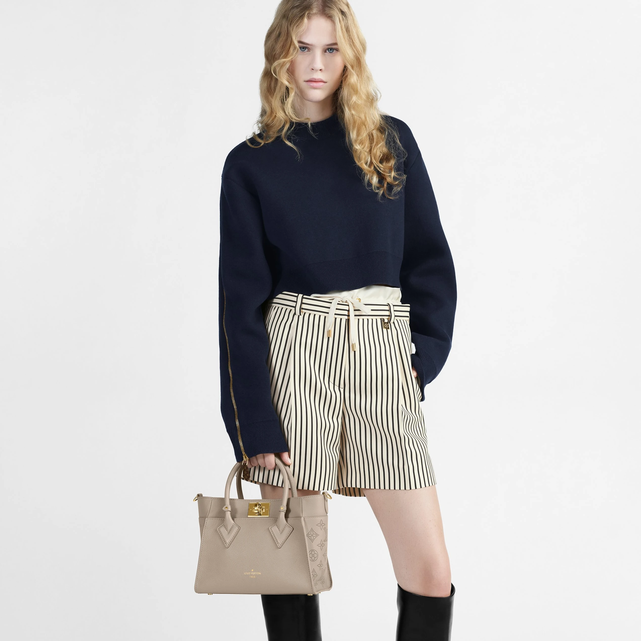 Louis vuitton locations Louis Vuitton M20600 On My Side PM Galet Beige