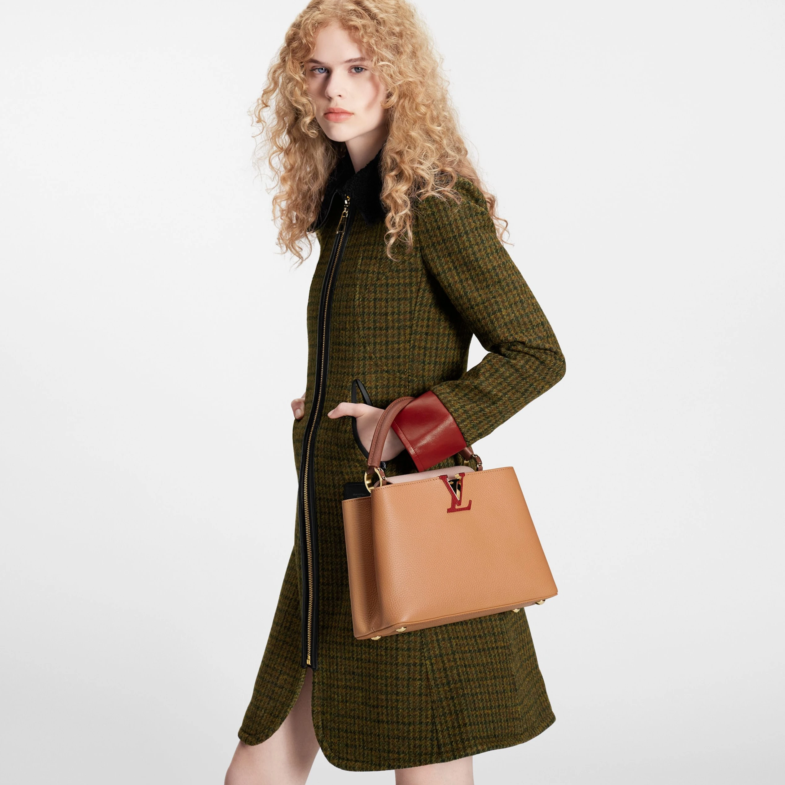 Top lv Louis Vuitton M20784 Capucines MM Arizona Wood