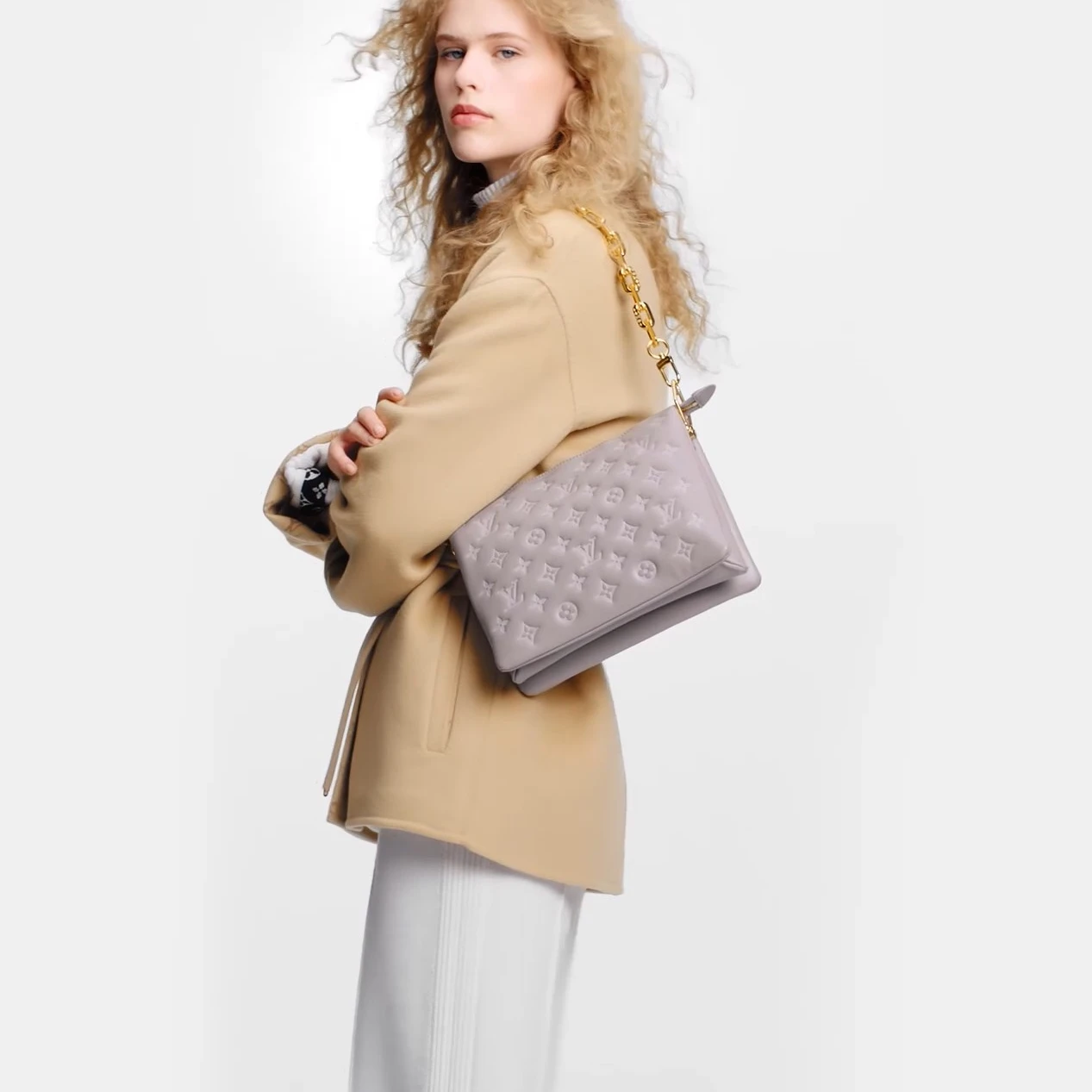 Replica bag Louis Vuitton M20842 Coussin PM Grey