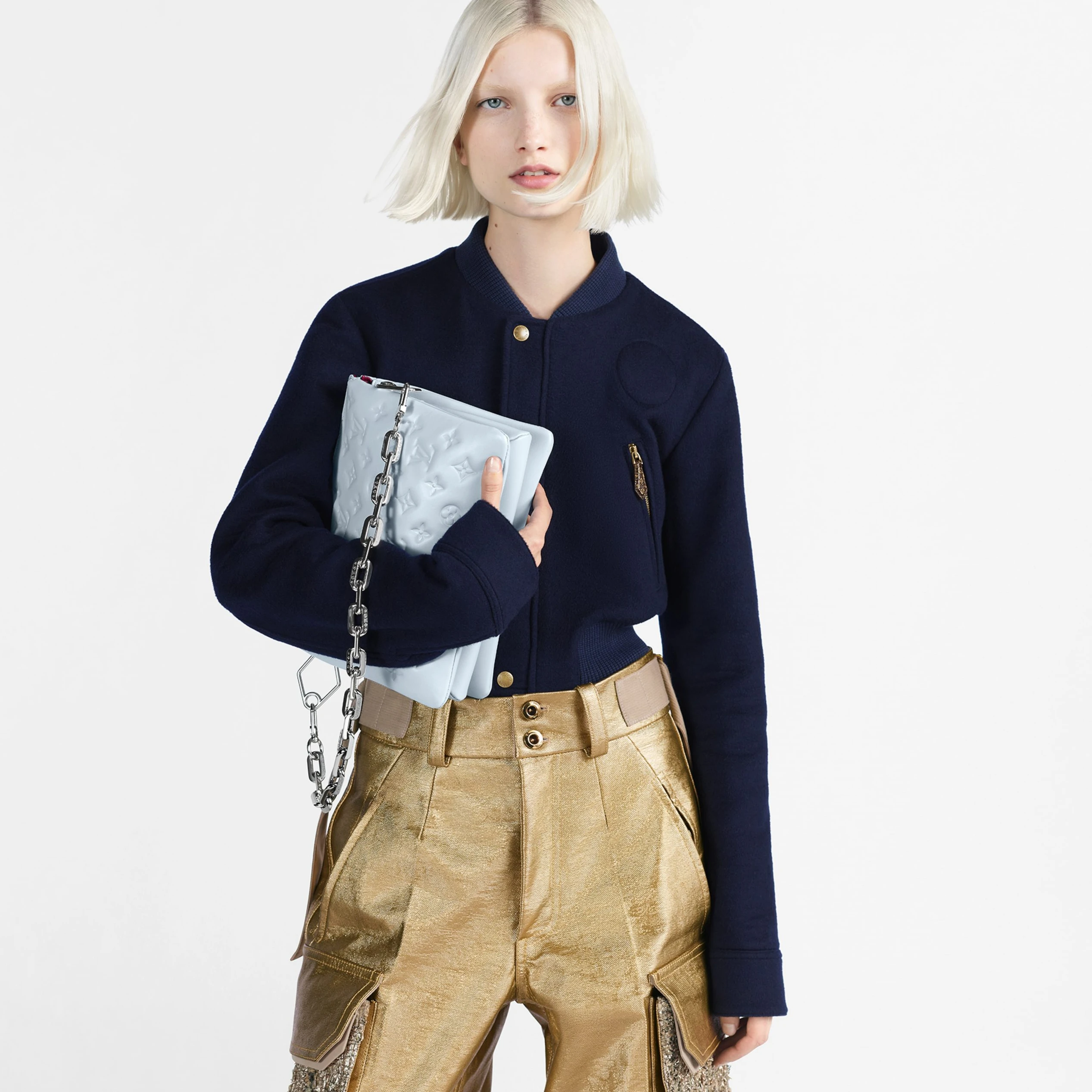 Mythick.ru Louis Vuitton M21197 Coussin PM Blue Glacier