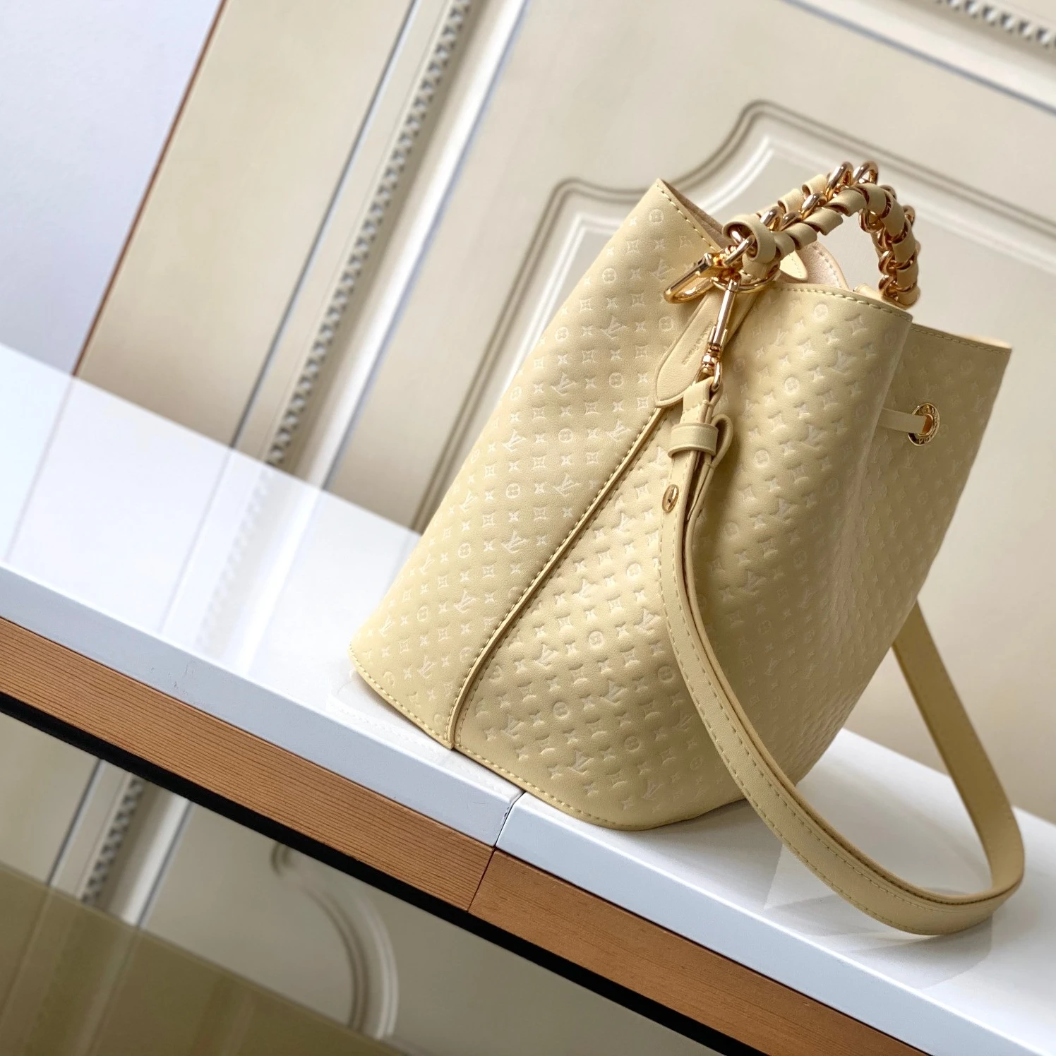 Replica bags Louis Vuitton M22599 Calfskin Yellow Néonoé BB