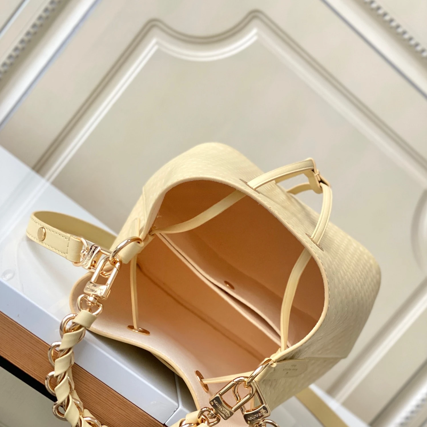Replica bags Louis Vuitton M22599 Calfskin Yellow Néonoé BB