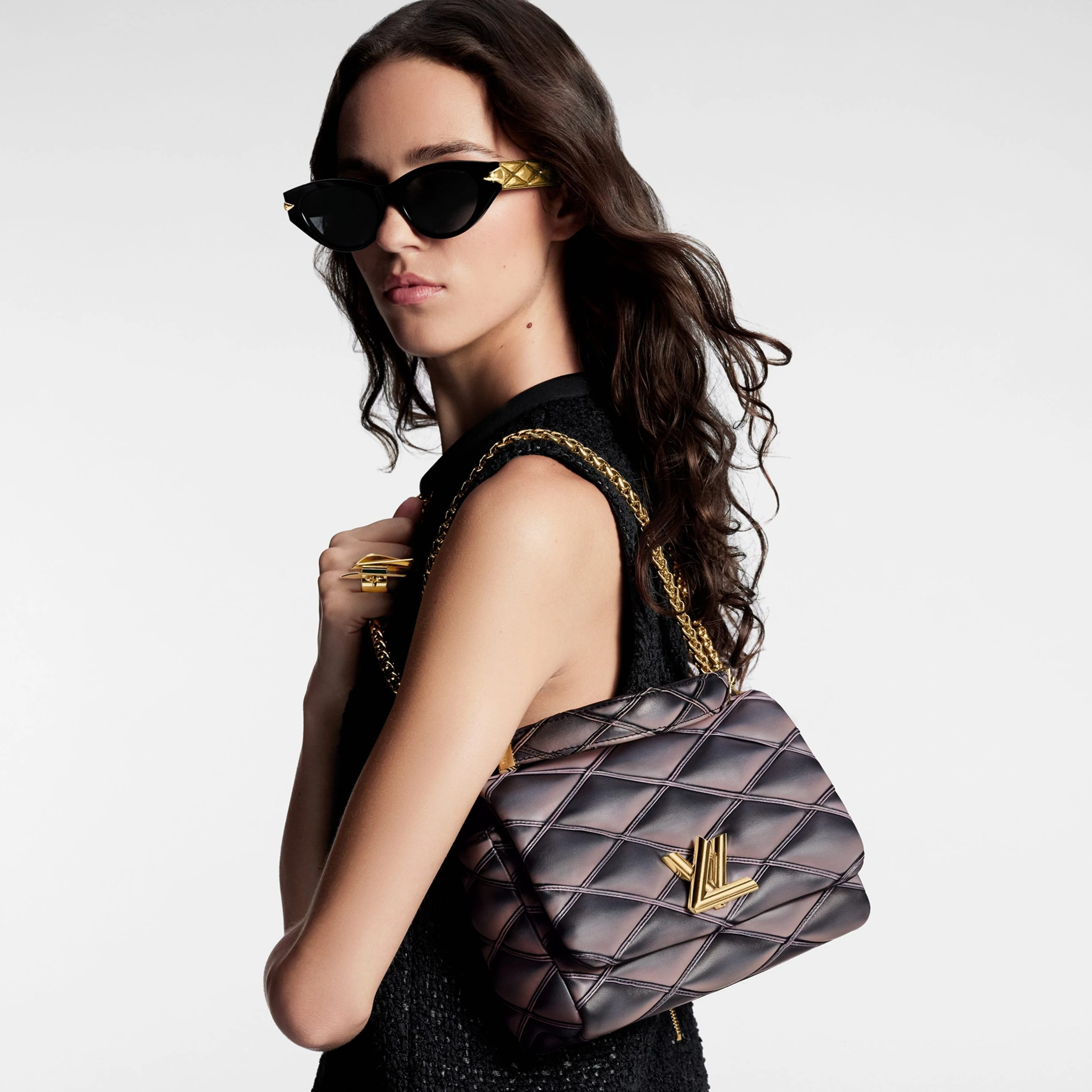 Replica bag Louis Vuitton M23569 GO-14 MM Black Pink