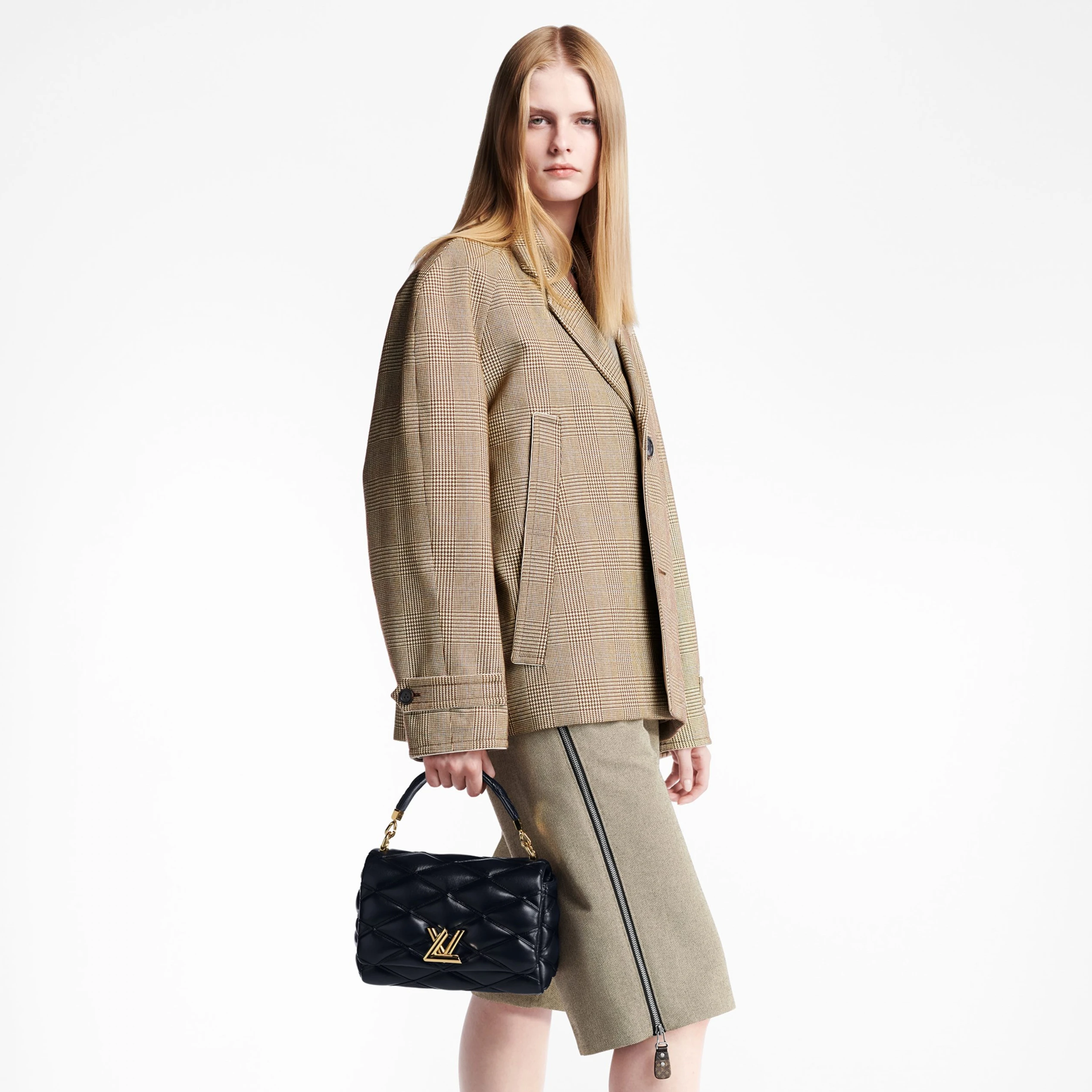Top lv Louis Vuitton M23682 GO-14 MM Navy Blue
