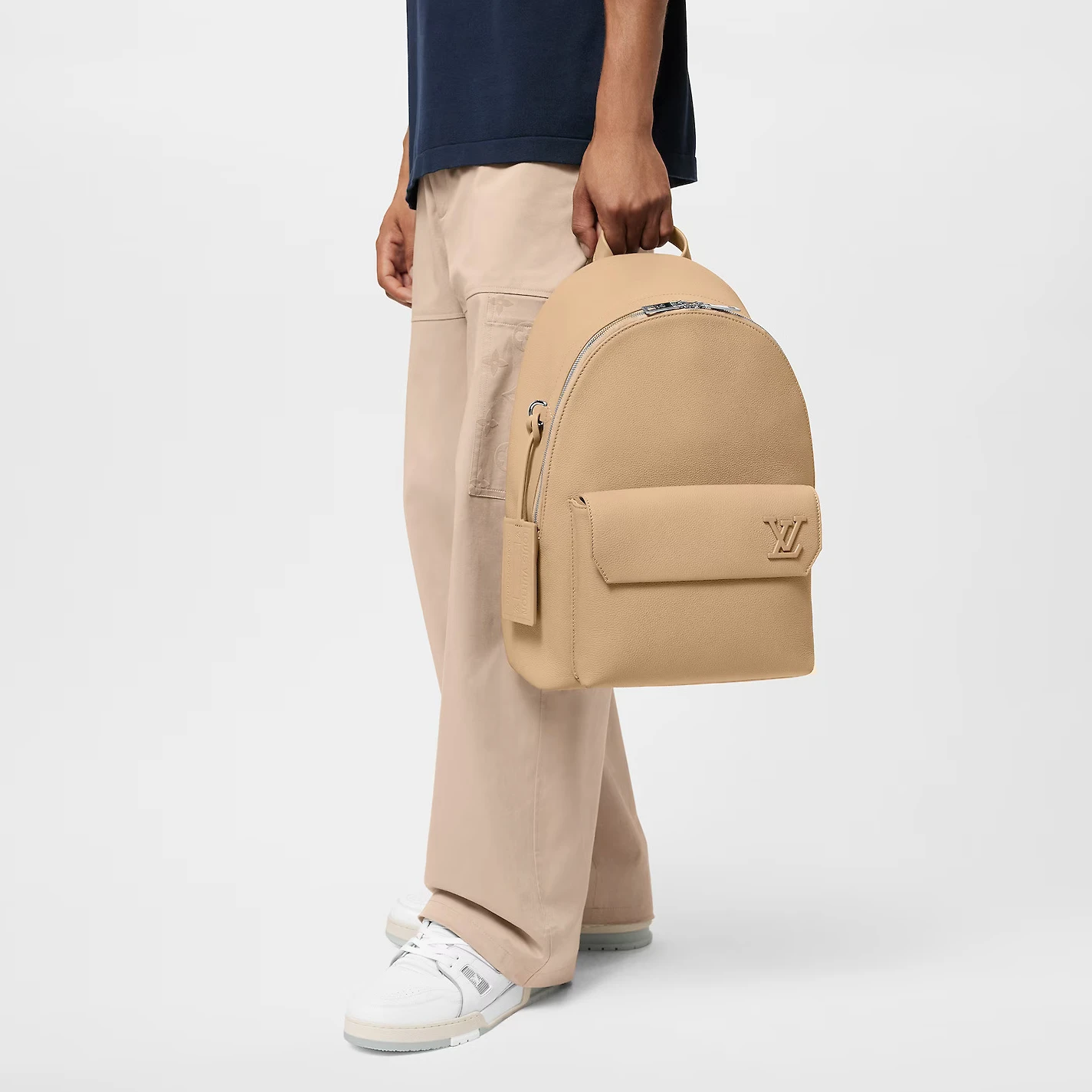 Replica bags Louis Vuitton M23708 Takeoff Backpack