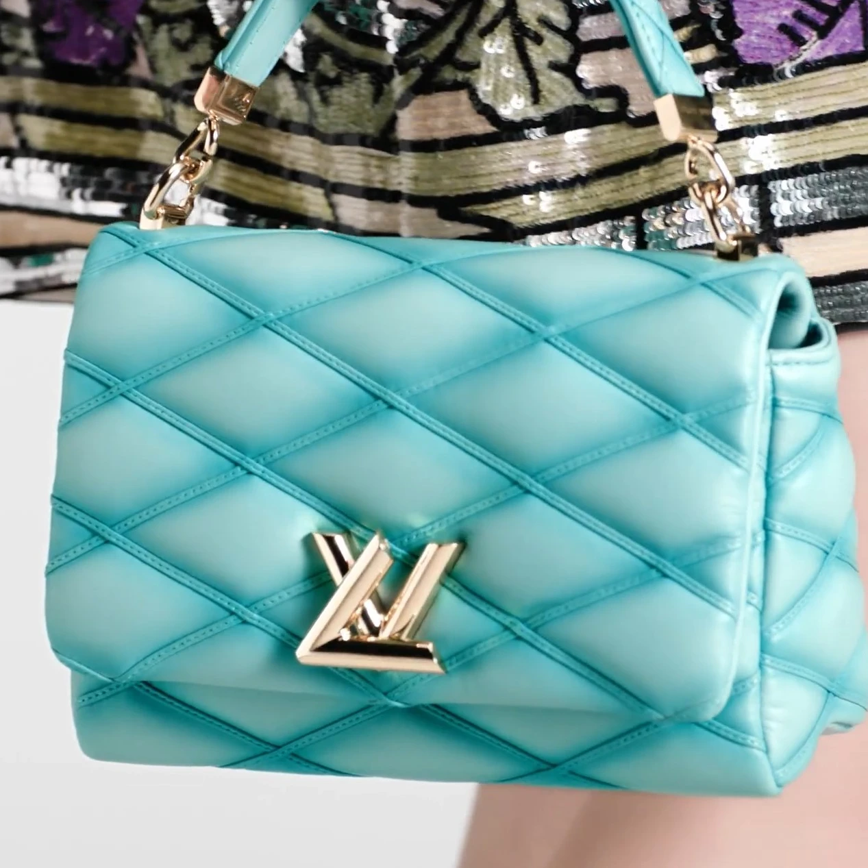 Replica bag Louis Vuitton M24185 GO-14 MM Lagoon Turquoise