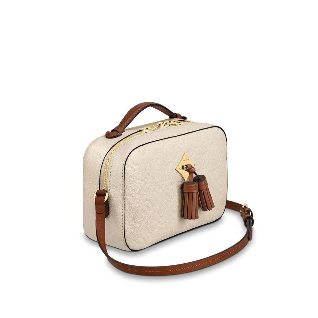 Mythick ru Louis Vuitton M44597 Saintonge