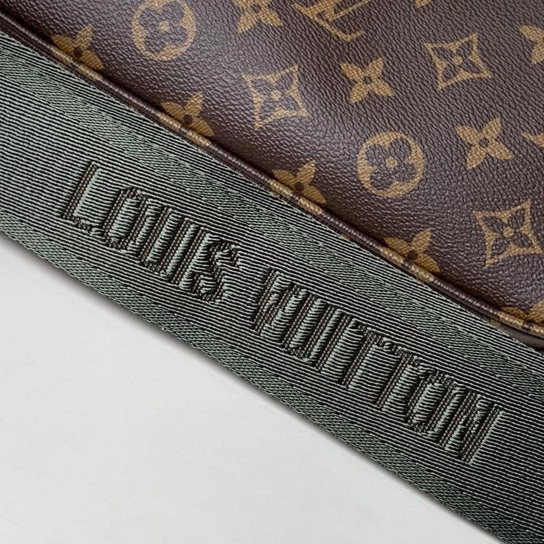 Replica bags Louis Vuitton M44813 Multi-Pochette Accessoires Monogram