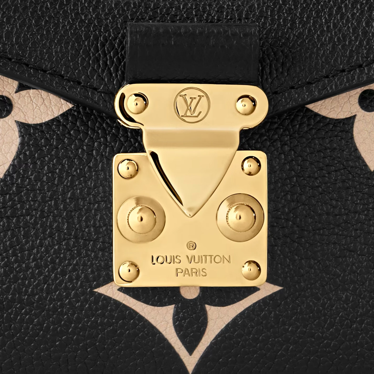 Lv belts replica Louis Vuitton M46596 Pochette Métis East West