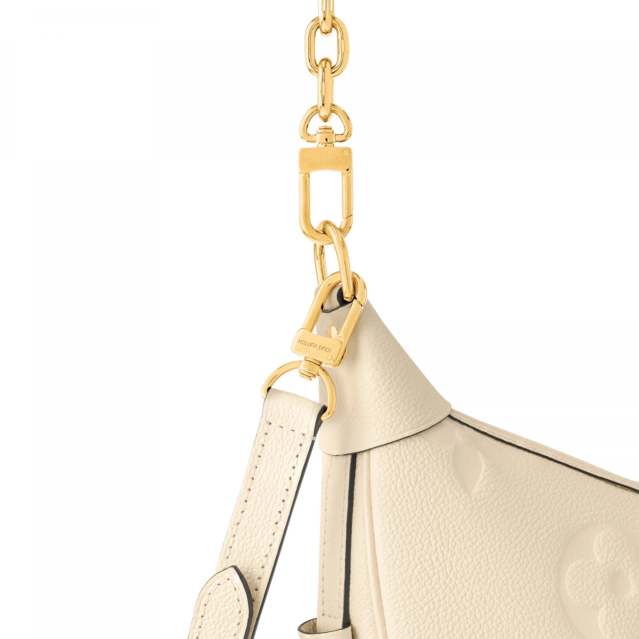 Mythick ru Louis Vuitton M46739 Loop Hobo Cream