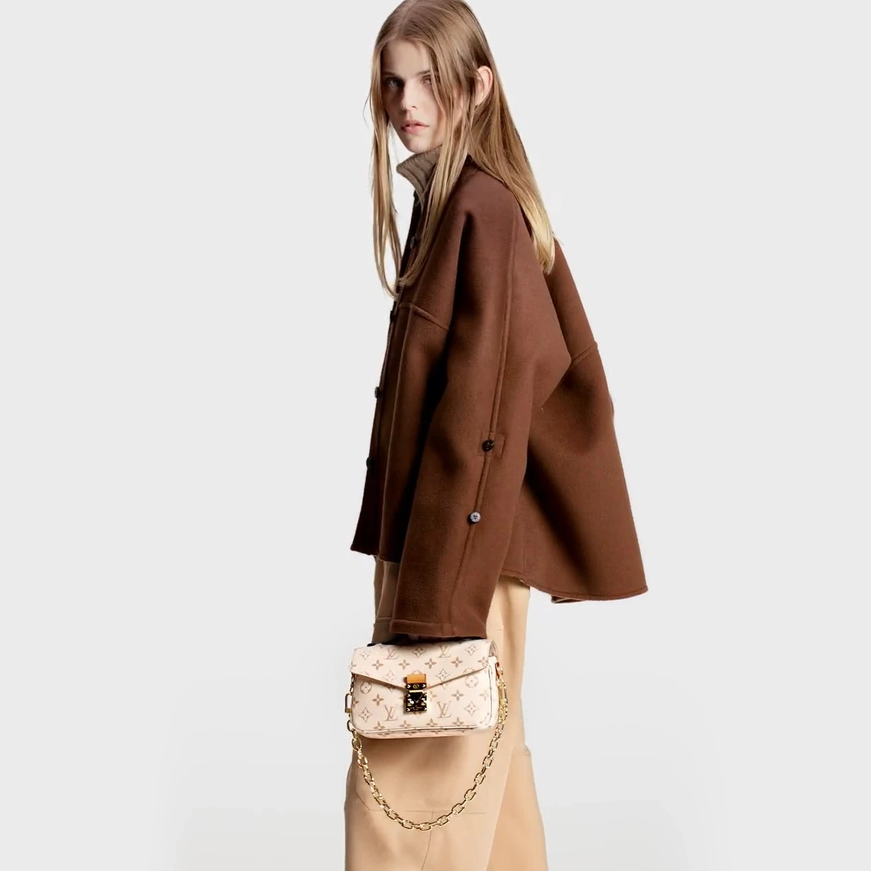 Replica bags Louis Vuitton M46914 Pochette Métis East West
