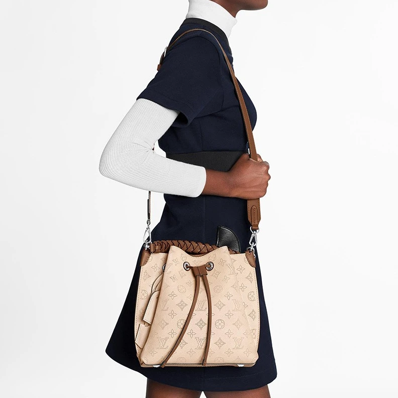 Mythick ru Louis Vuitton M55801 Muria