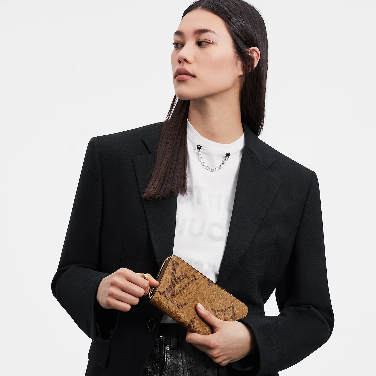 Louis vuitton locations Louis Vuitton M69353 Zippy Wallet