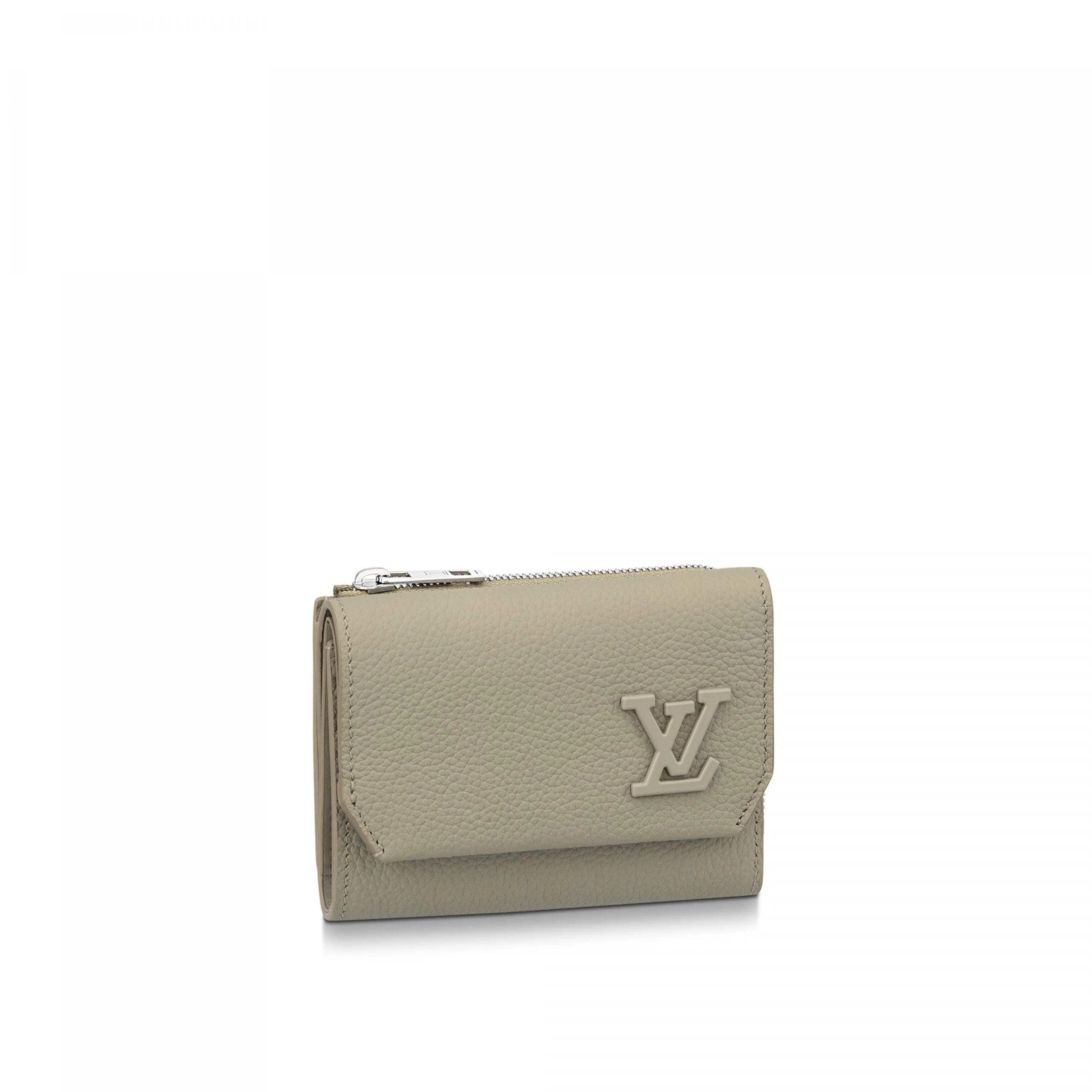 Louis Vuitton M82410 Slender Pilot Sage