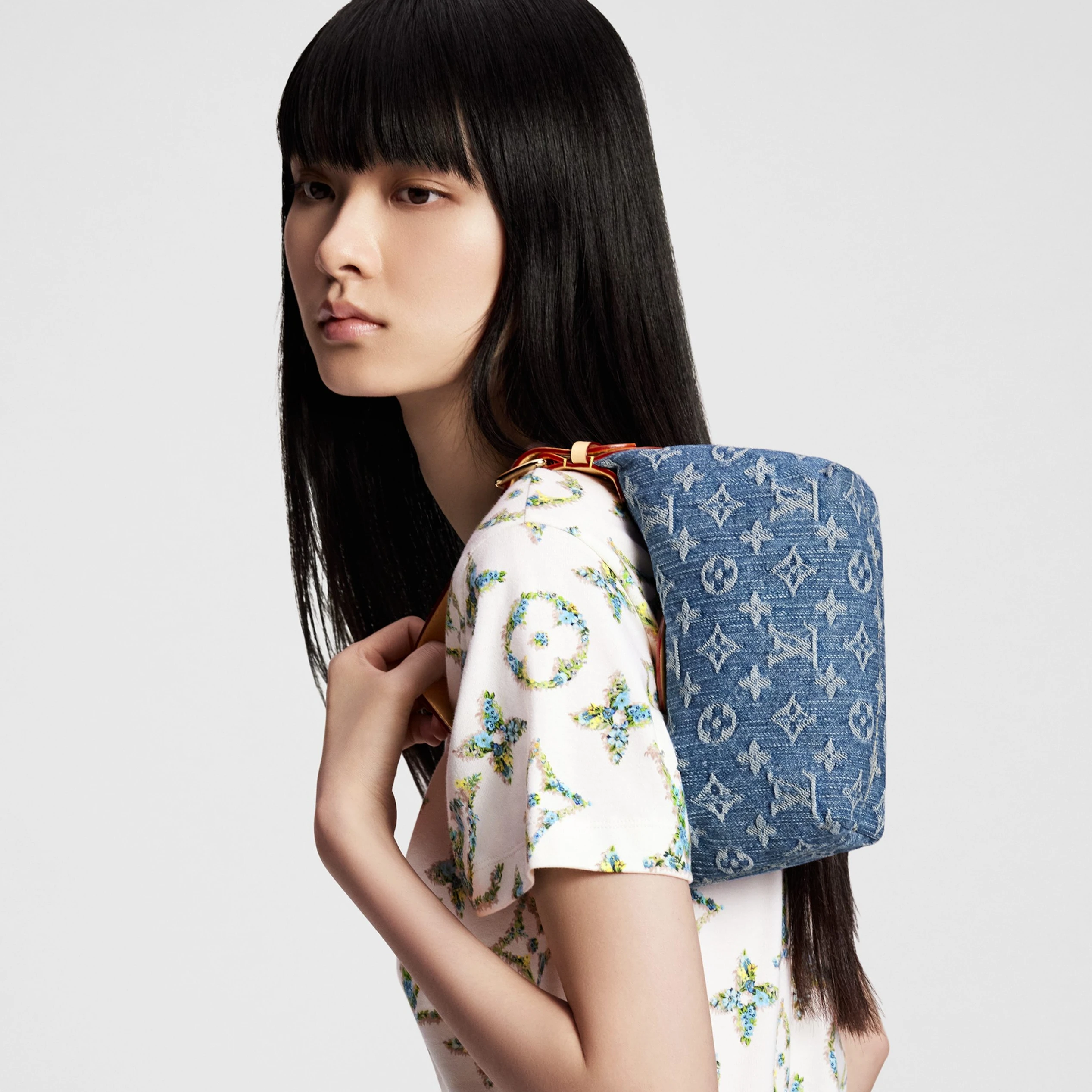 Replica bags Louis Vuitton M82949 Hills Pochette Denim Blue