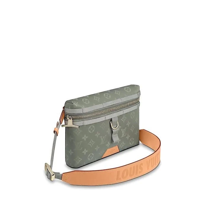 Replica bags lv Louis Vuitton Messenger PM M43889