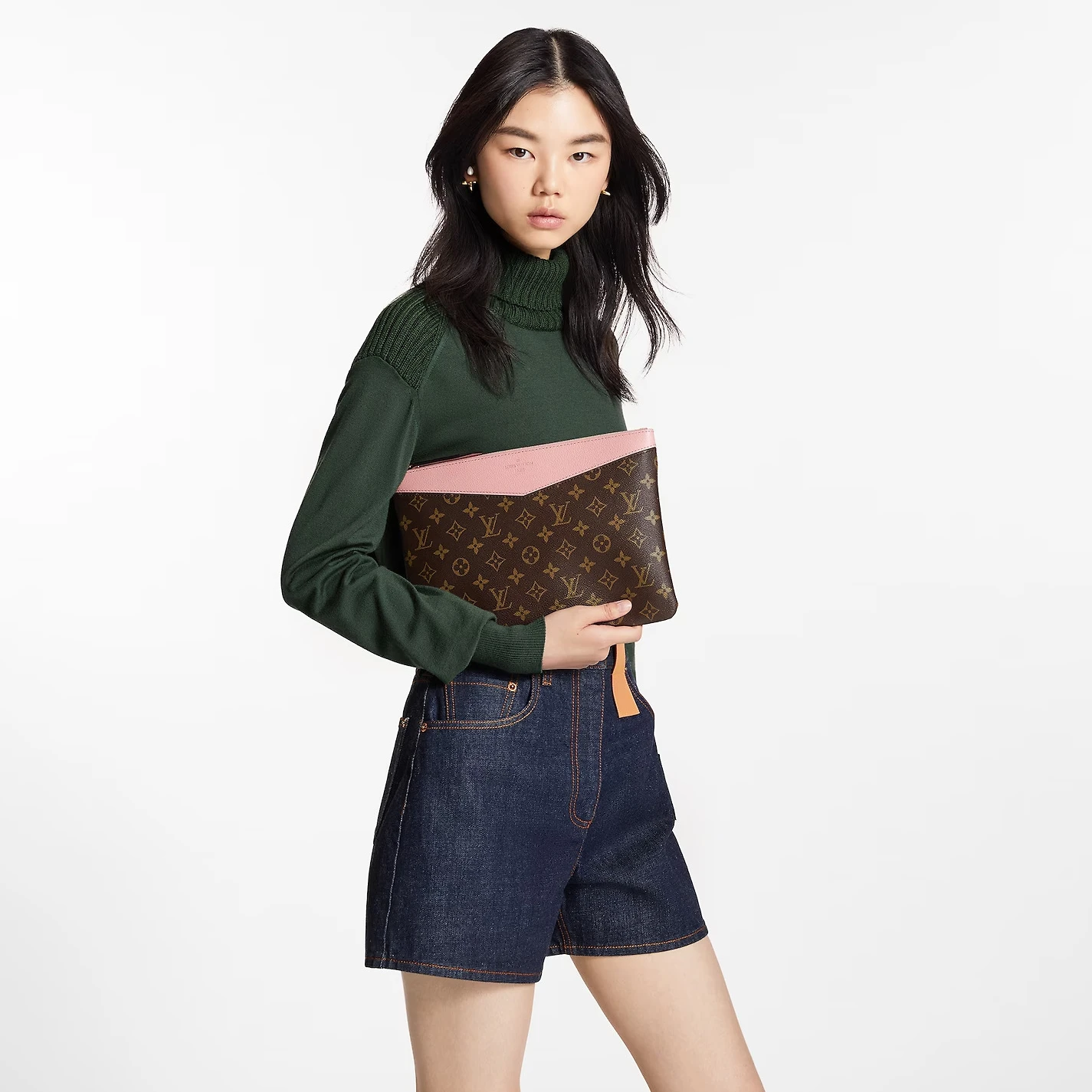Replica bags Louis Vuitton Monogram Rose Poudre M62942 Daily Pouch